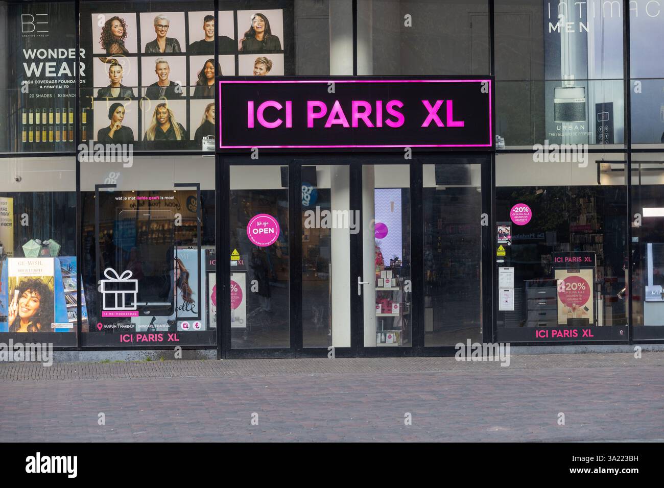 Logo ICI Paris XL Store Foto Stock