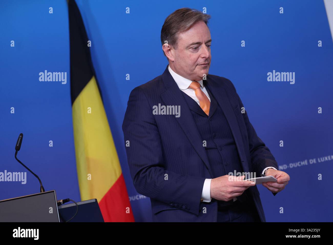 Senningen, Lussemburgo. 11 marzo 2025. Il primo ministro Bart De Wever, nella foto, durante un vertice dei paesi del Benelux, Lussemburgo, Paesi Bassi e Belgio, a Senningen, Lussemburgo. I tre capi di governo discuteranno le principali questioni della politica europea e internazionale. BELGA PHOTO VIRGINIE LEFOUR credito: Belga News Agency/Alamy Live News Foto Stock