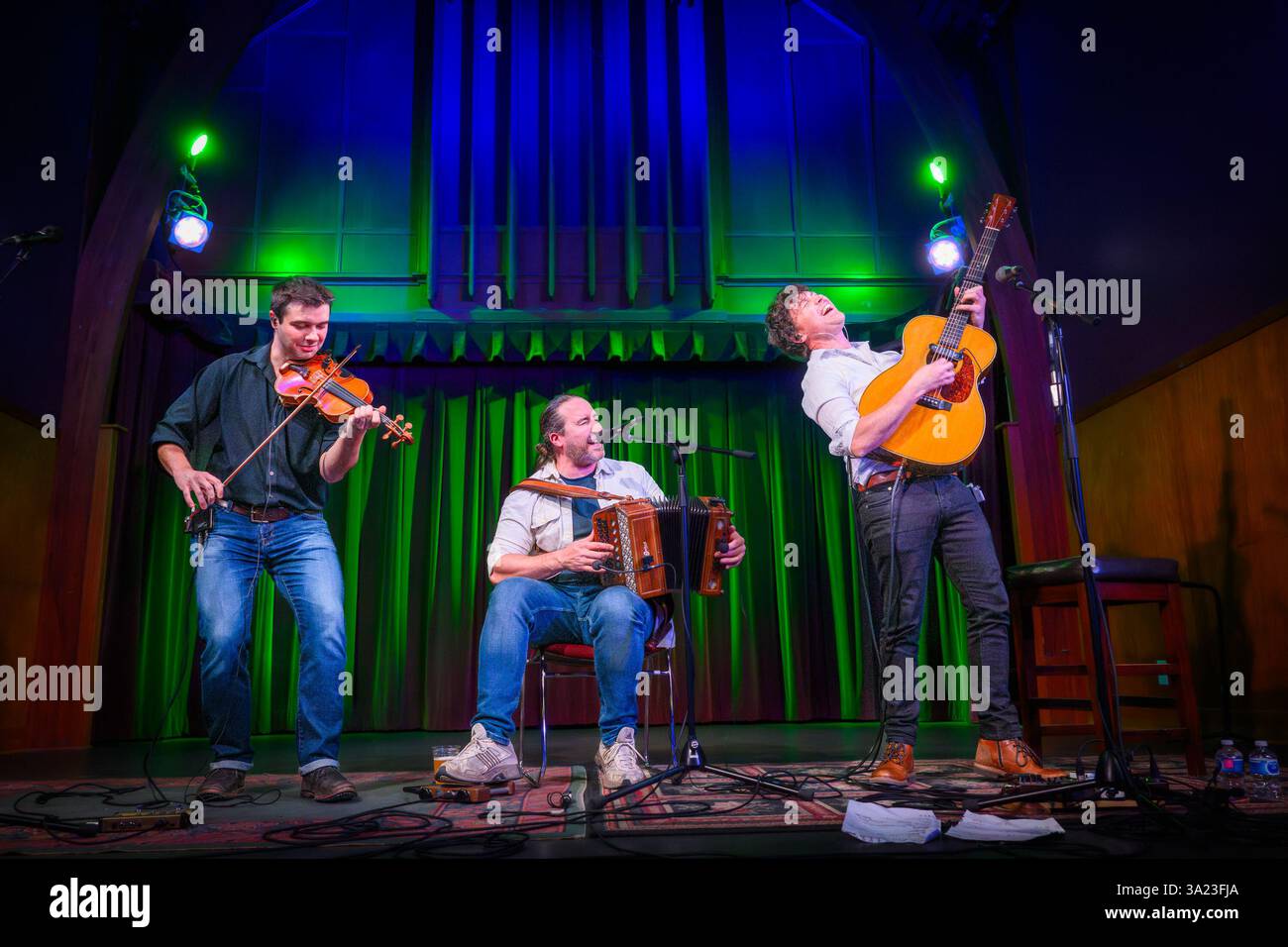 Gruppo musicale tradizionale irlandese, Socks in the Frying Pan, 3 Piece band, Foto Stock