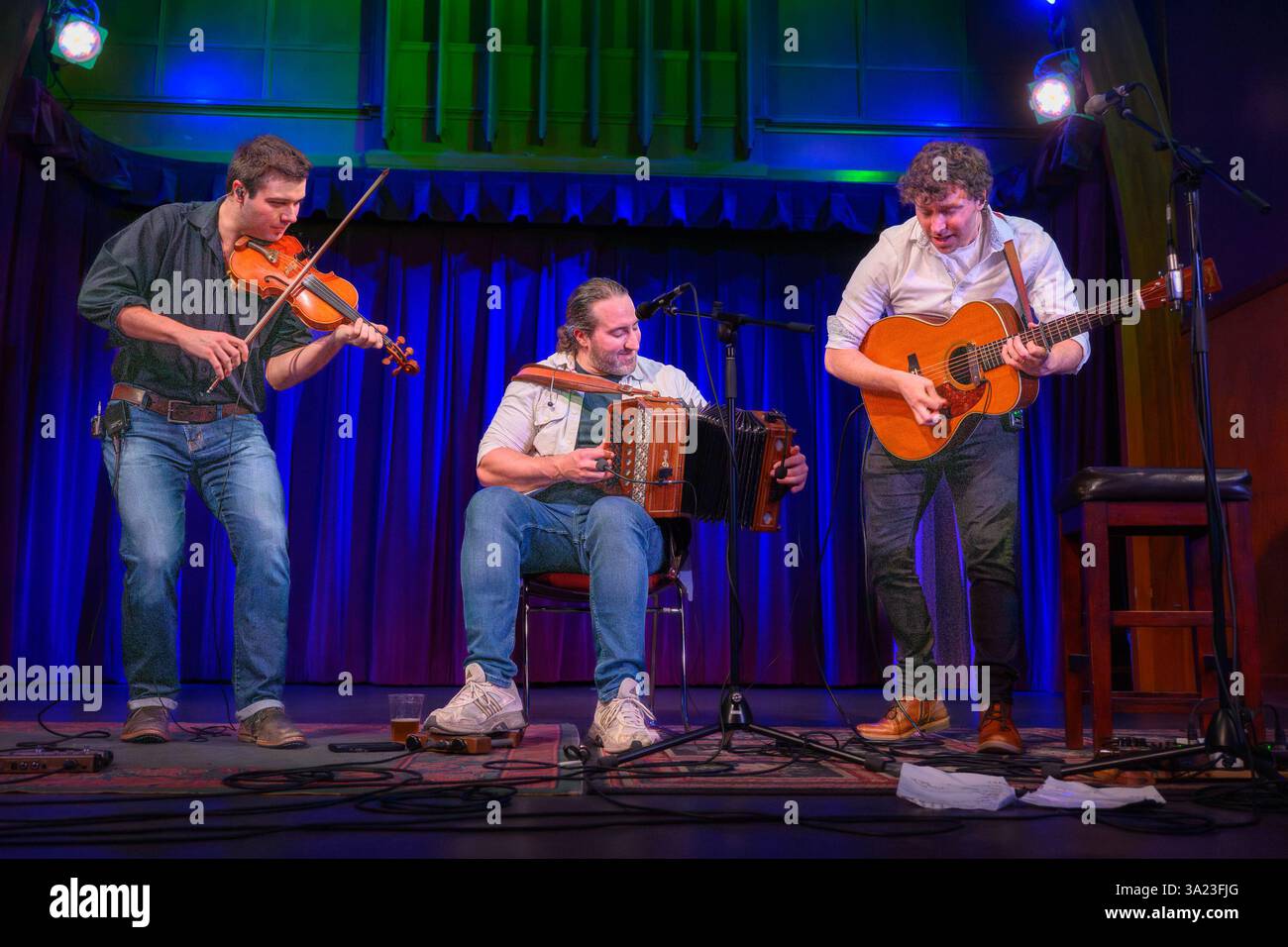 Gruppo musicale tradizionale irlandese, Socks in the Frying Pan, 3 Piece band, Foto Stock