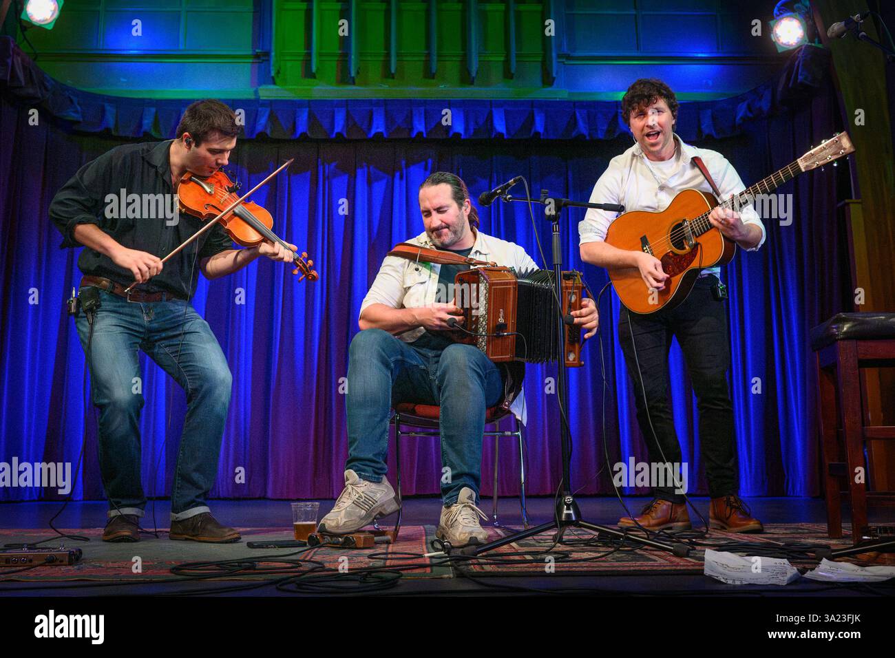 Gruppo musicale tradizionale irlandese, Socks in the Frying Pan, 3 Piece band, Foto Stock