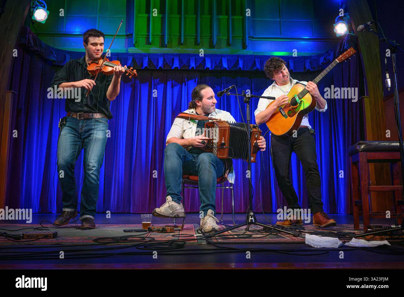 Gruppo musicale tradizionale irlandese, Socks in the Frying Pan, 3 Piece band, Foto Stock