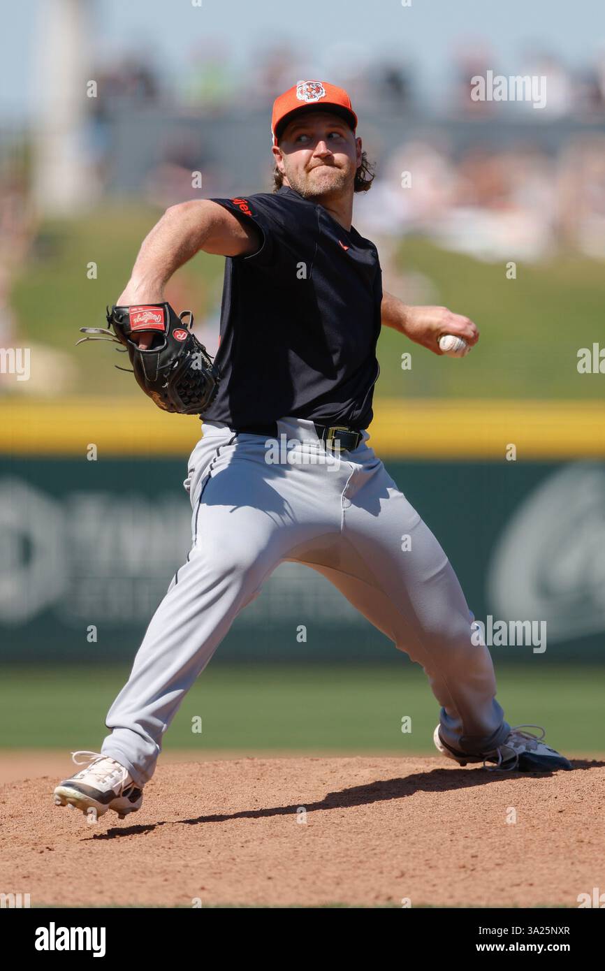North Port FL USA; il lanciatore dei Detroit Tigers Dietrich Enns (72) lancia un campo durante una partita di allenamento primaverile della MLB contro gli Atlanta Braves al CoolToday Park. I Tigers batterono i Braves per 3-1. (Kim Hukari/immagine dello sport) Foto Stock