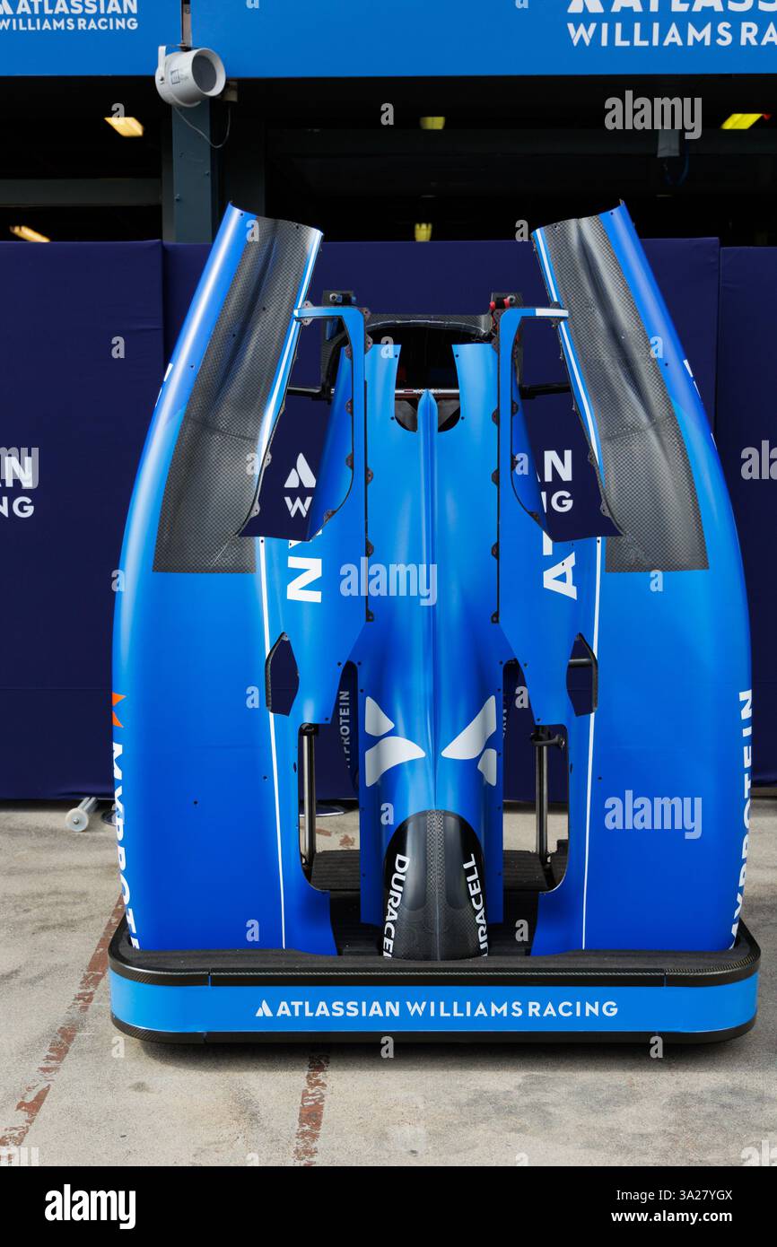 Melbourne, Australia. 12 marzo 2025. Carrozzeria della vettura Williams Racing in pit Lane davanti al Gran Premio di F1 in Australia all'Albert Park Grand Prix Circuit. (Foto di George Hitchens/SOPA Images/Sipa USA) credito: SIPA USA/Alamy Live News Foto Stock