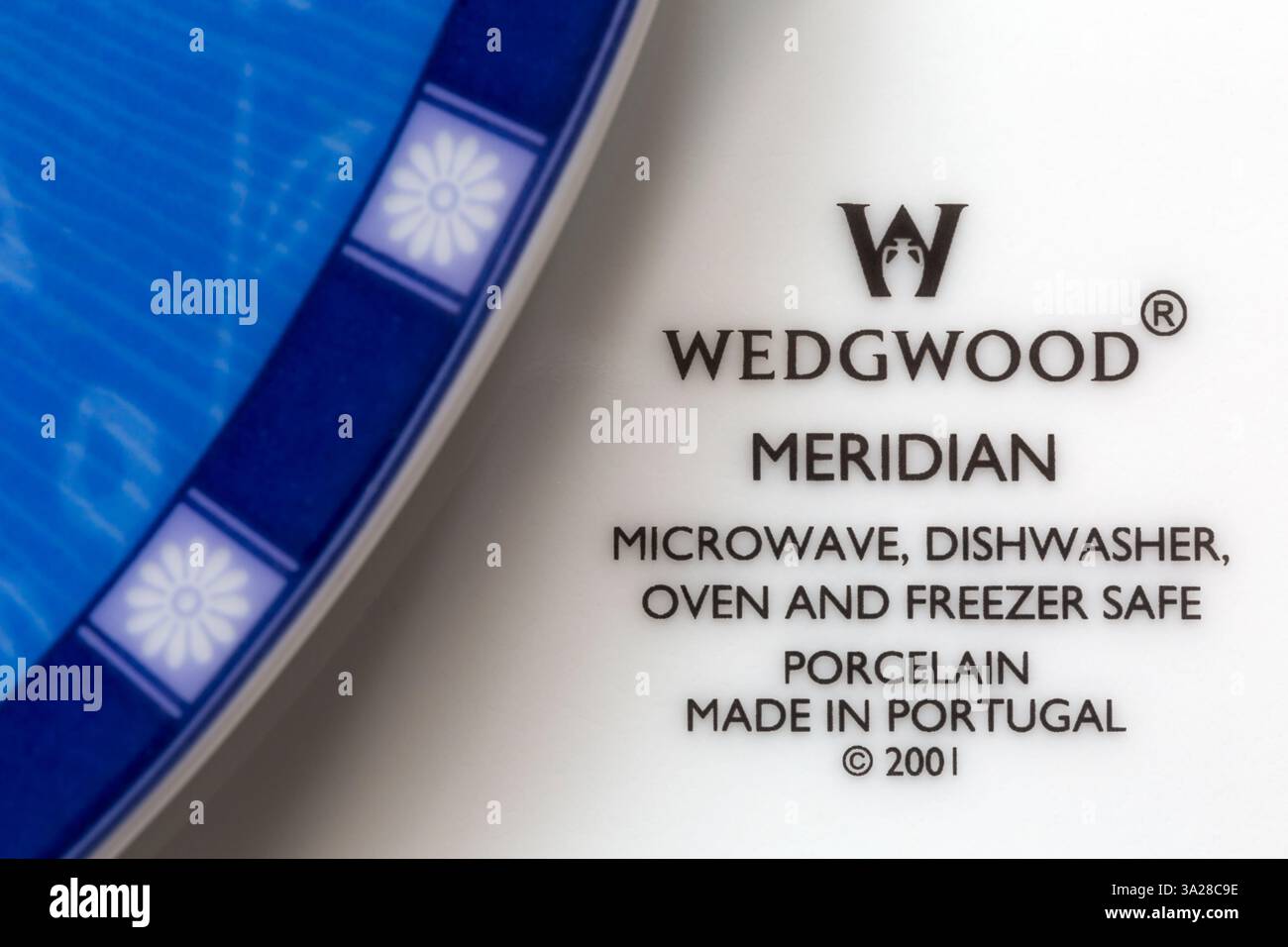 Wedgwood Meridian dettaglio sul retro della porcellana prodotto in Portogallo microonde lavastoviglie forno e freezer sicuro Foto Stock
