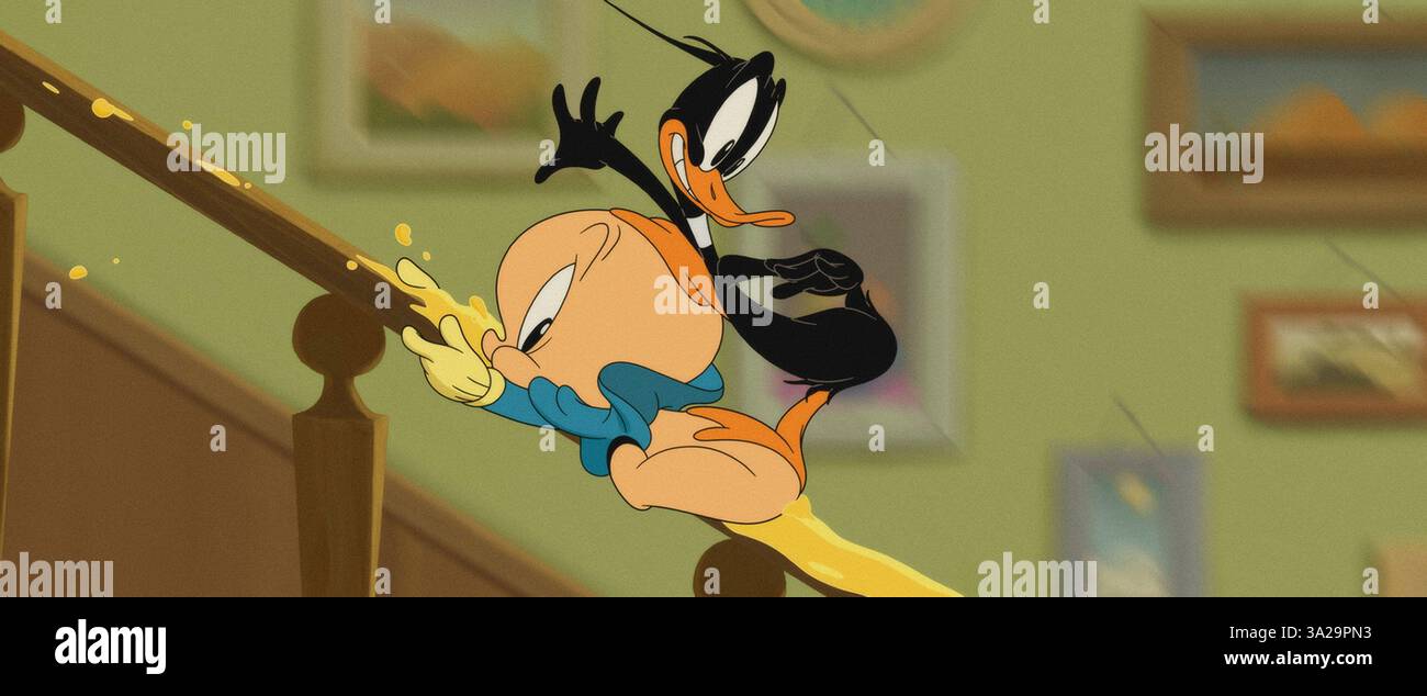 The Day the Earth Blow Up: A Looney Tunes Movie (2024) Eric Bauza nel ruolo di Daffy Duck (voce) Eric Bauza nel ruolo di Porky Pig (voce) *Filmstill - Editorial Use On Foto Stock