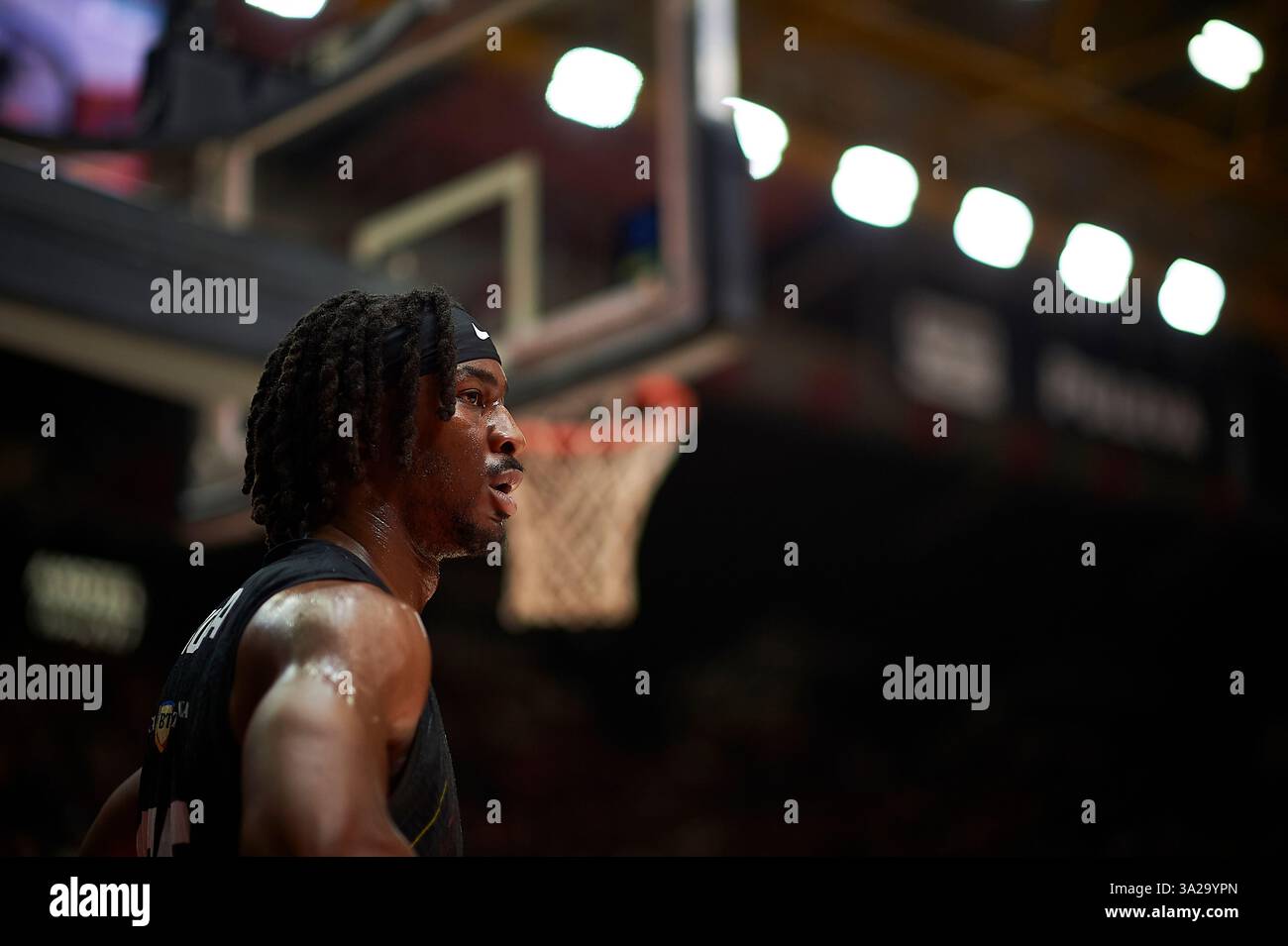 Mihai Maciuca della U-BT Cluj Napoca a Pabellon Fuente de San Luis, (Valencia ). (Foto di Vicente Vidal Fernandez/Sipa USA) credito: SIPA USA/Alamy Live News Foto Stock