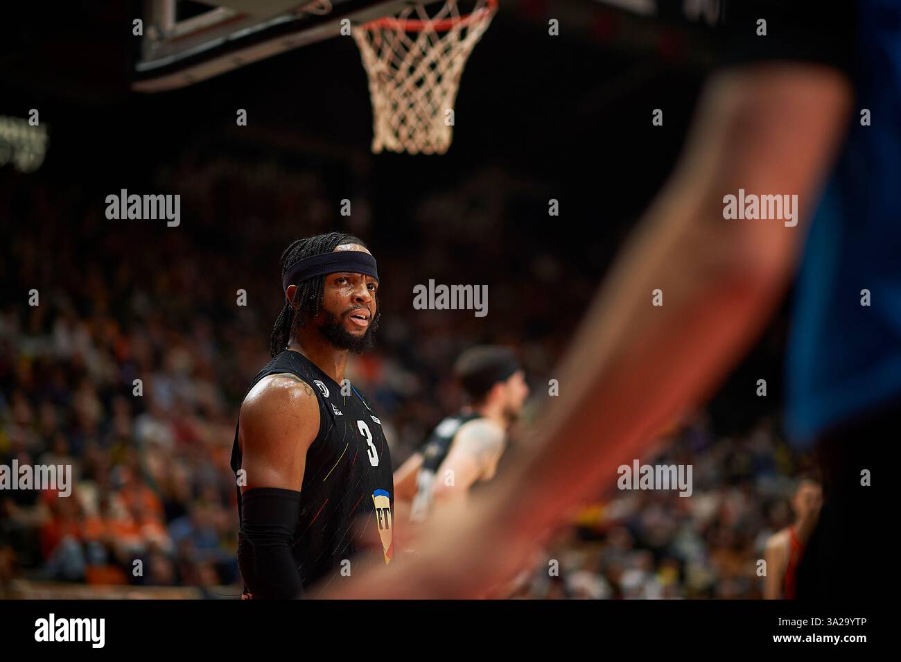 Zavier Simpson di U-BT Cluj Napoca a Pabellon Fuente de San Luis, (Valencia ). (Foto di Vicente Vidal Fernandez/Sipa USA) credito: SIPA USA/Alamy Live News Foto Stock