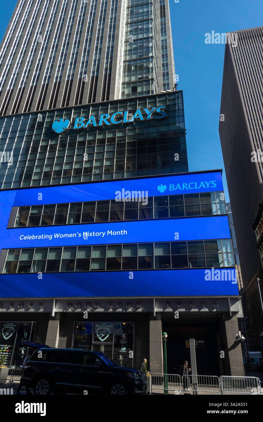Barclays Building, 745 Seventh Avenue Rockefeller Center, New York City 2025, USA Foto Stock