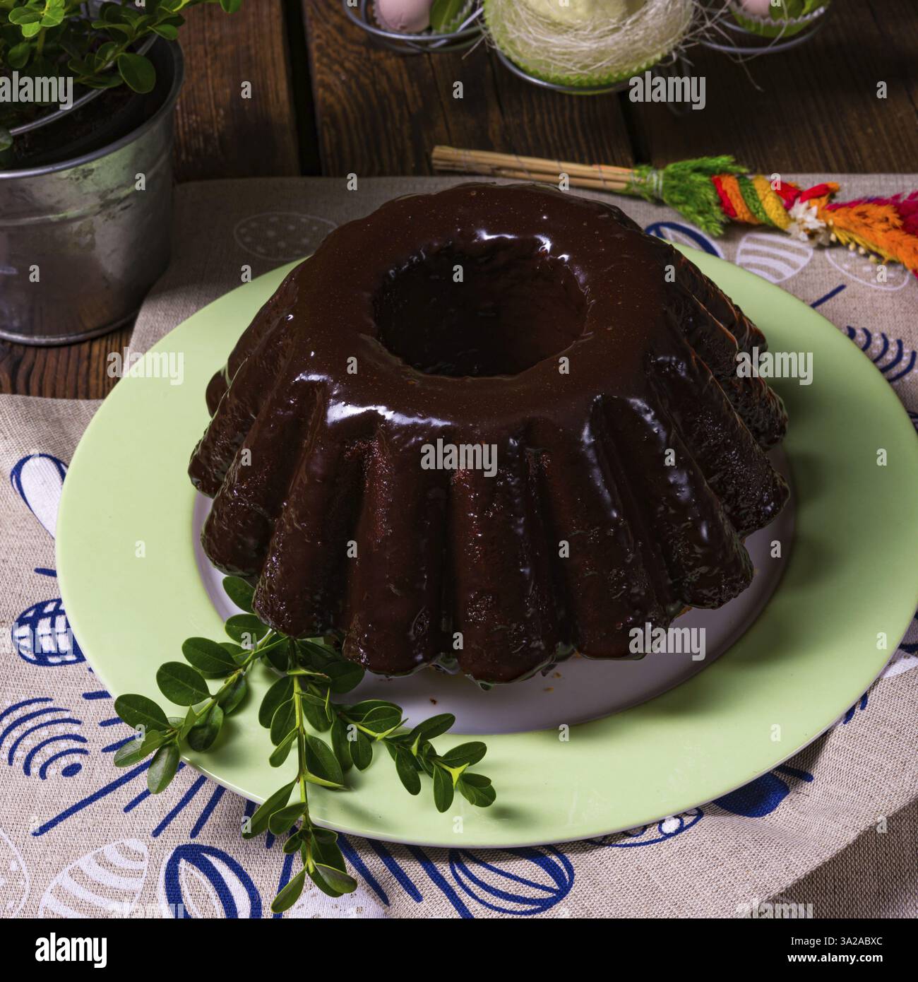 Deliziosa torta di Pasqua polacca al cioccolato Foto Stock