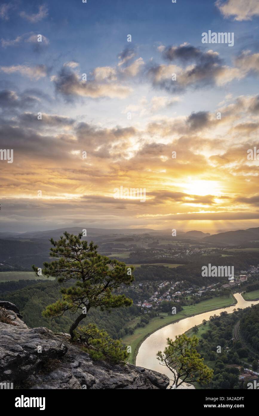 Bella alba nella Svizzera sassone Foto Stock