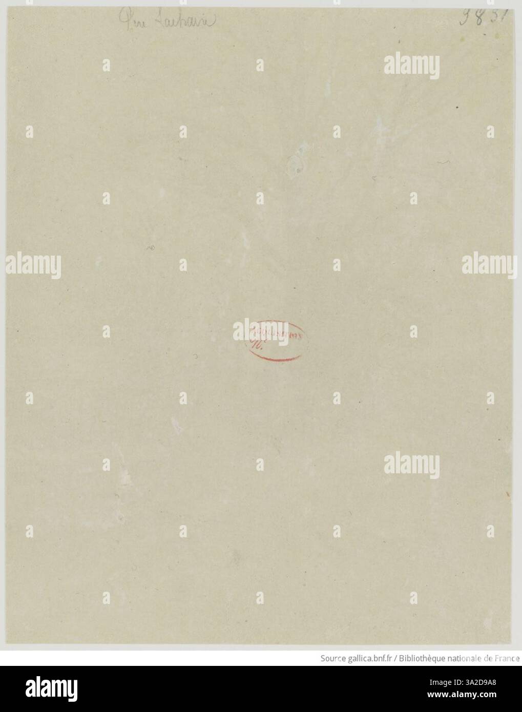 La fotografia di Eugène Atget del cimitero di Père Lachaise cattura una scena tranquilla del cimitero, mettendo in evidenza la bellezza architettonica delle tombe e delle lapidi. Foto Stock