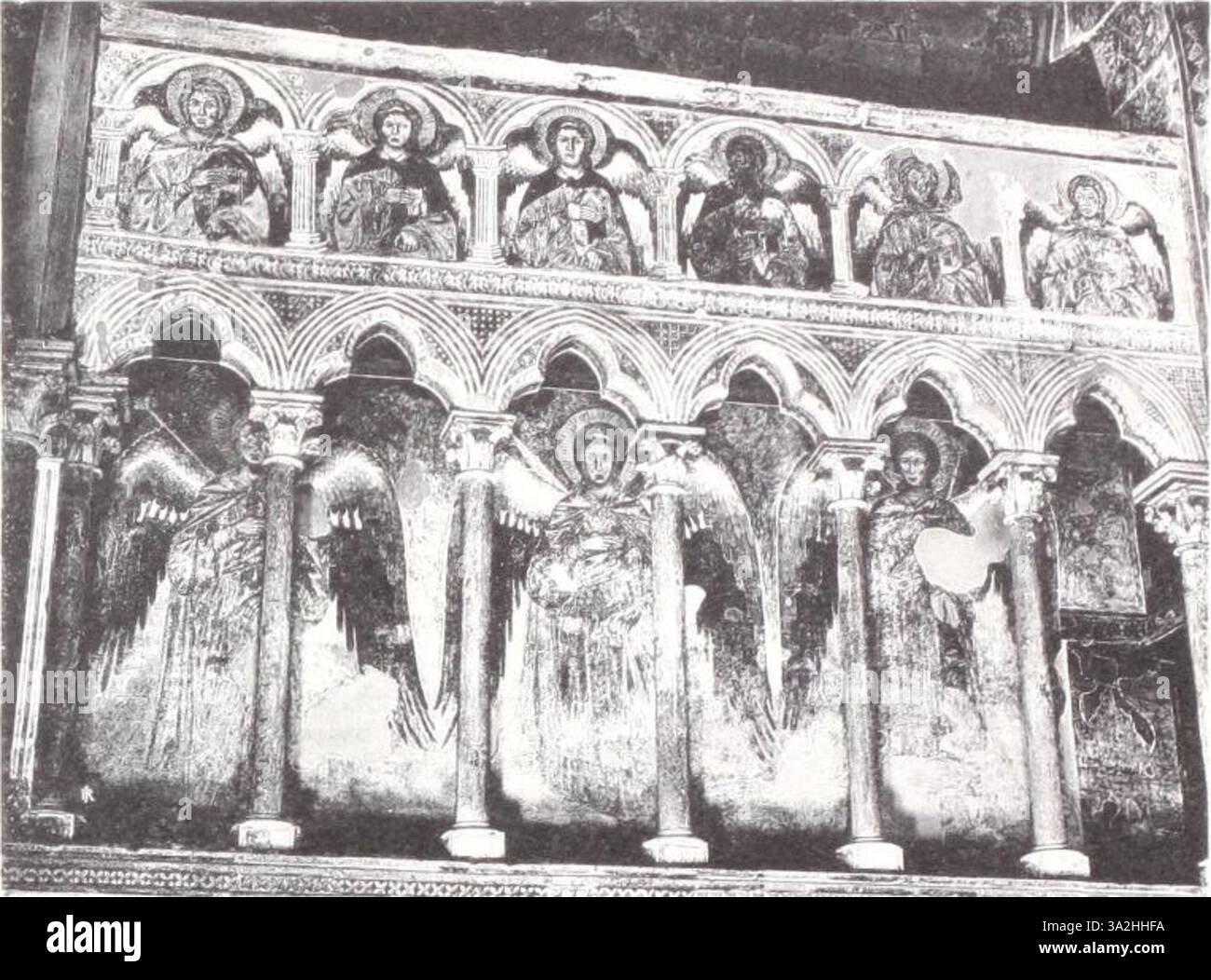 Questa scena religiosa di Guido da Siena è caratterizzata da contrasti di colore brillanti e dettagli intricati. Lo stile gotico e gli elementi simbolici esaltano il significato spirituale della composizione. Foto Stock Questa scena religiosa di Guido da Siena è caratterizzata da contrasti di colore brillanti e dettagli intricati. Lo stile gotico e gli elementi simbolici esaltano il significato spirituale della composizione. Foto Stock