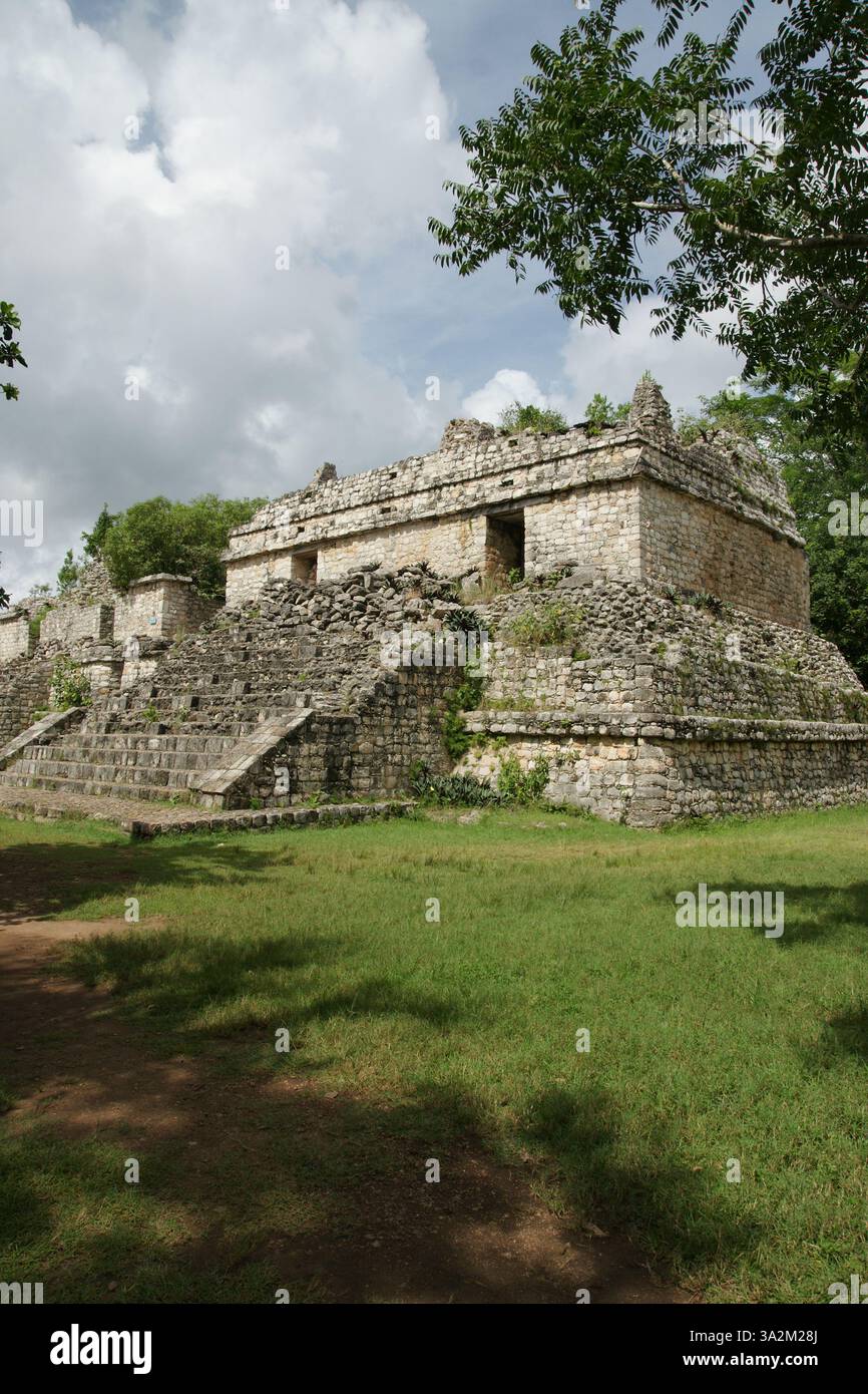 Messico. Yucatan. EK Balam. Struttura 17 (i gemelli). Periodo tardo classico (550 -830 d.C.) Foto Stock