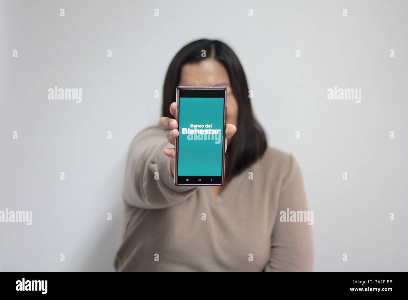 Città del Messico, Messico - 22 febbraio 2025: Il Banco del Bienestar è un istituto bancario messicano dipendente dal governo del Messico Foto Stock