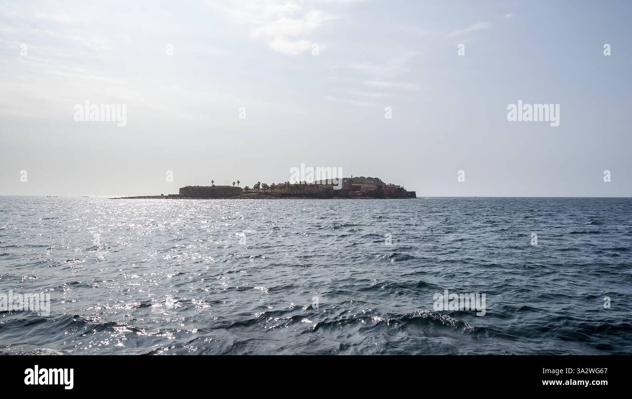 Gorée Island, al largo di Dakar, Senegal, è un sito UNESCO e un solenne memoriale del commercio transatlantico degli schiavi, in onore delle sue vittime e della sua storia. Foto Stock