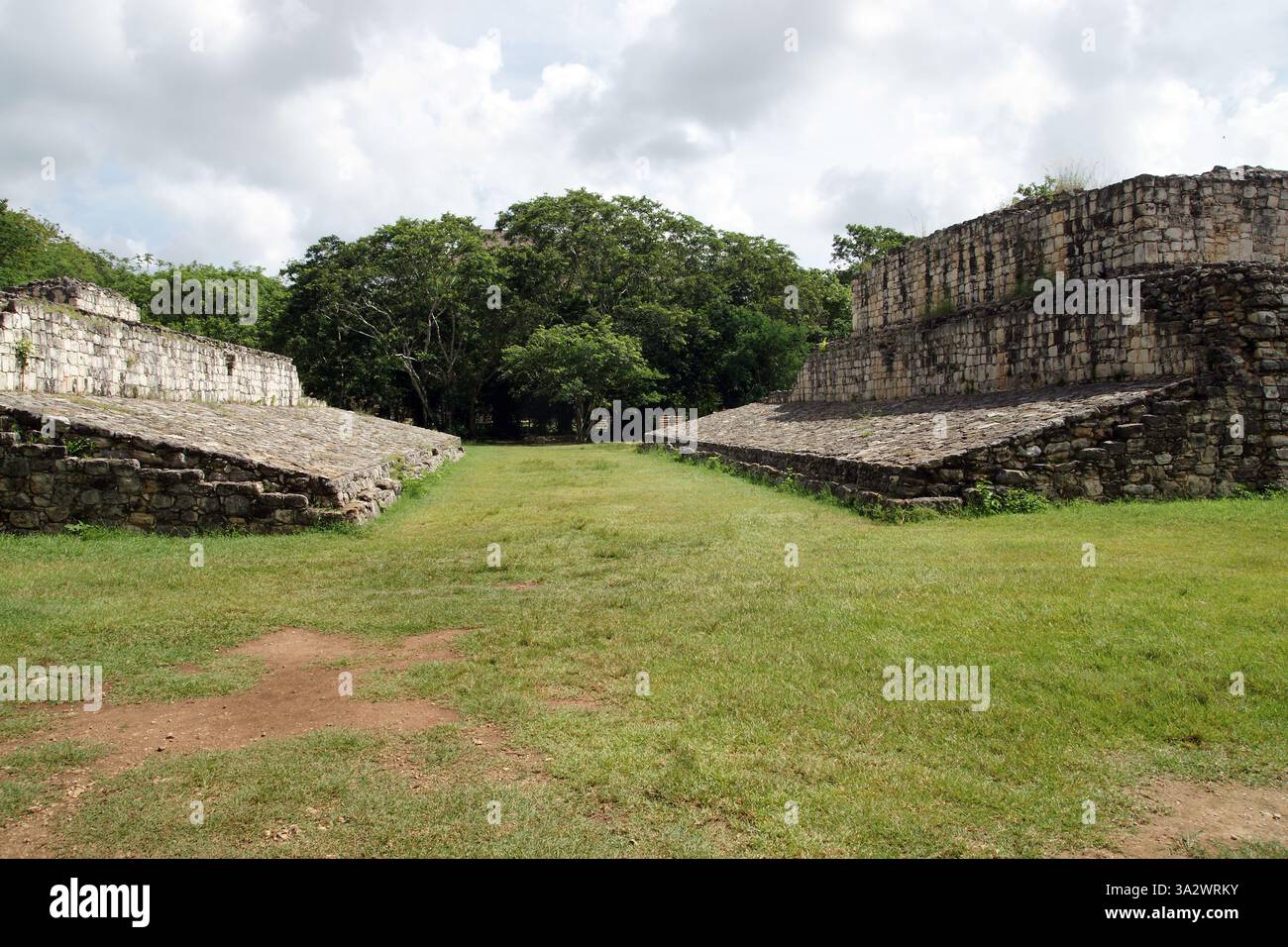 Messico. Yucatan. EK Balam. Il Ballcourt. È stato completato nel 841. Foto Stock