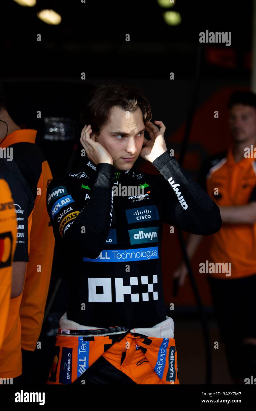 PIASTRI Oscar (aus), McLaren F1 Team MCL39, ritratto durante il Gran Premio d'Australia di Formula 1 Louis Vuitton 2025, 1° round del Campionato del mondo di Formula 1 FIA 2025 dal 14 al 16 marzo 2025 sull'Albert Park Grand Prix Circuit, a Melbourne, Australia Foto Stock