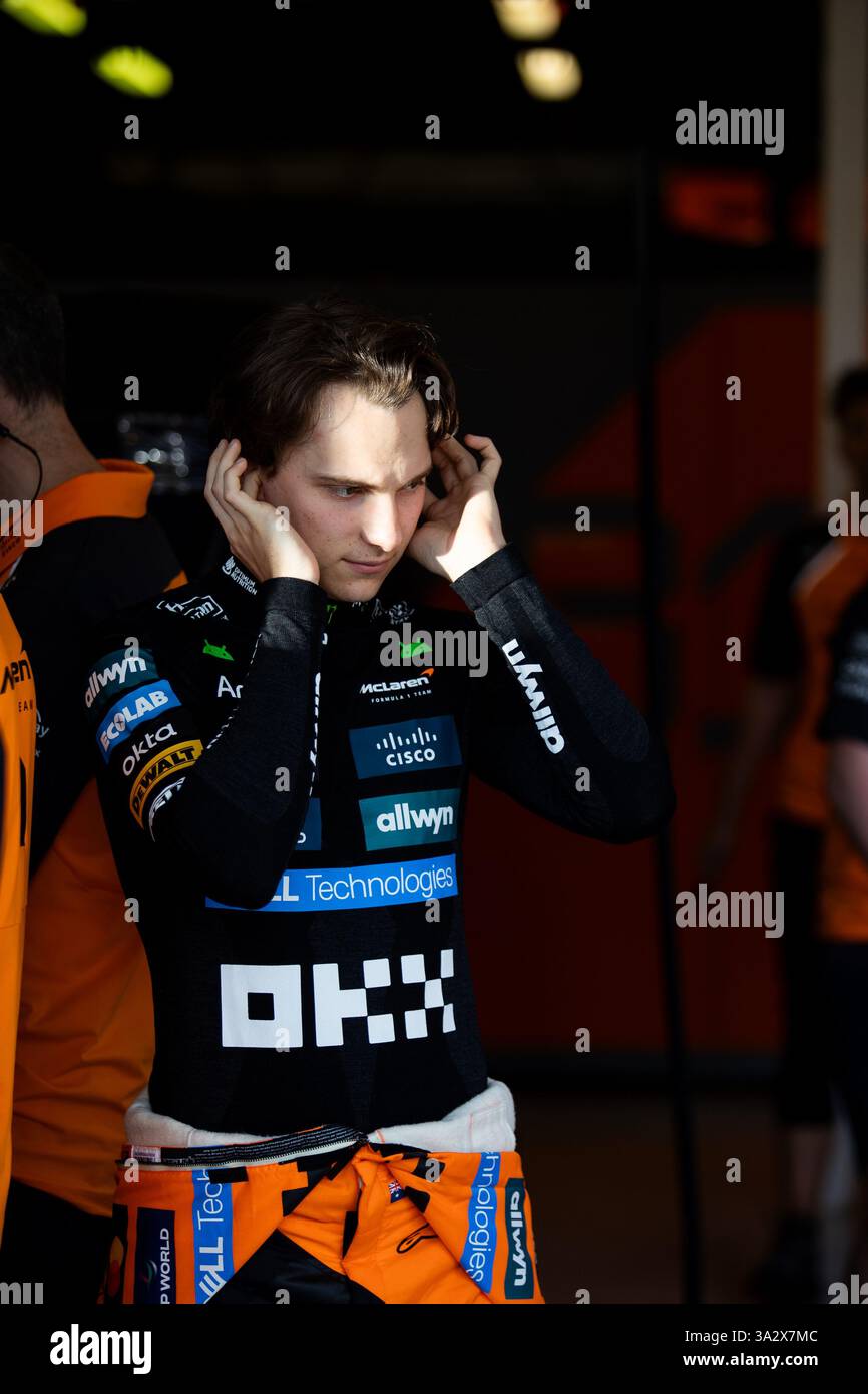 PIASTRI Oscar (aus), McLaren F1 Team MCL39, ritratto durante il Gran Premio d'Australia di Formula 1 Louis Vuitton 2025, 1° round del Campionato del mondo di Formula 1 FIA 2025 dal 14 al 16 marzo 2025 sull'Albert Park Grand Prix Circuit, a Melbourne, Australia Foto Stock