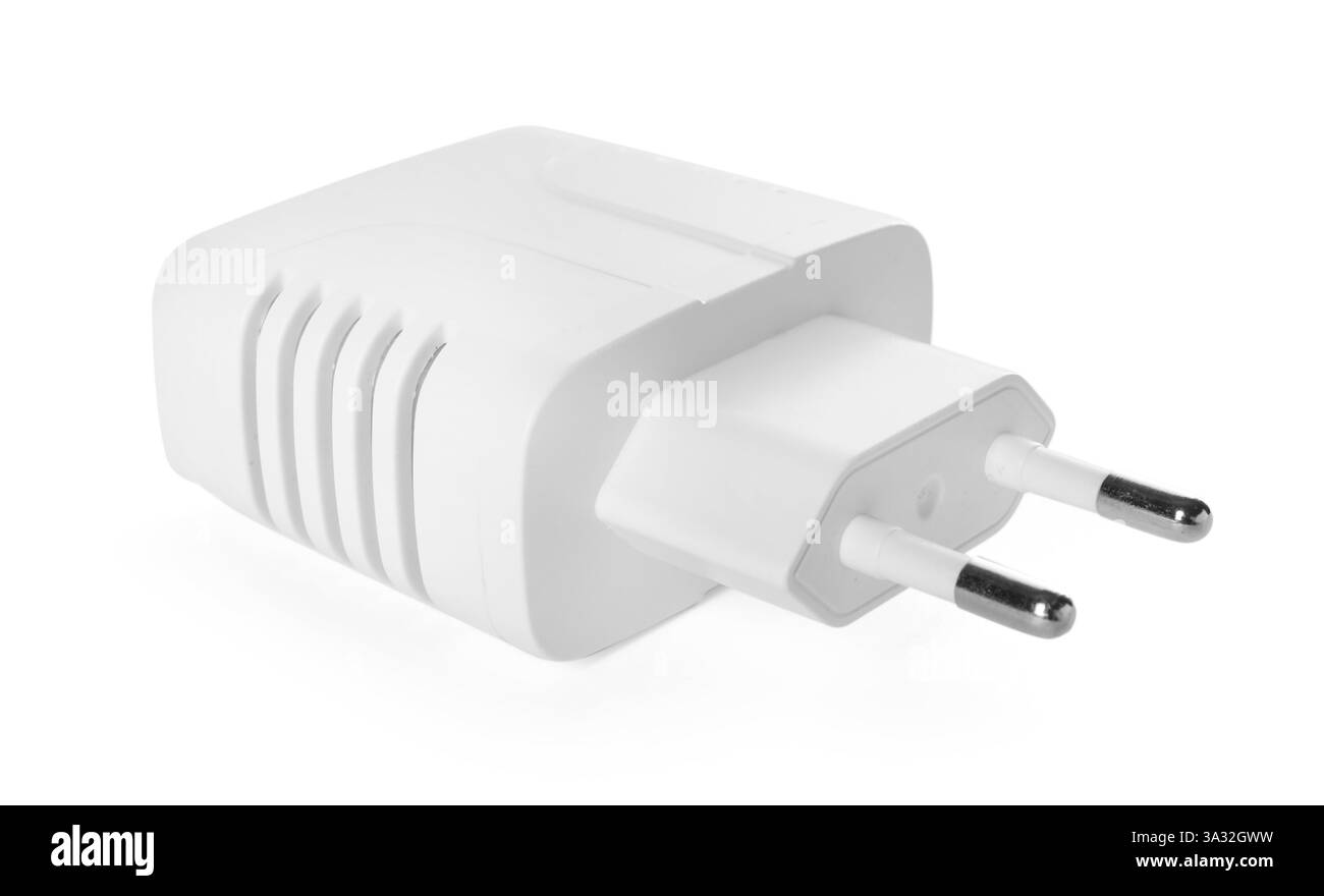 Adattatore di alimentazione USB (caricabatterie) isolato su bianco Foto Stock