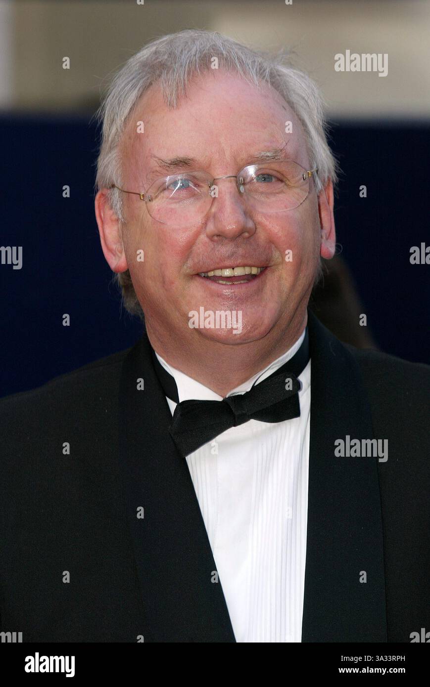 20 aprile 2002 - Scarborough, North Yorkshire, Inghilterra - PETE WATERMAN. PRODUTTORE MUSICALE. DON, INGHILTERRA. THEATER ROYAL, DRURY LANE, LON.20/04/2002.DI965(immagine di credito: © Globe Photos/ZUMAPRESS.com) Foto Stock
