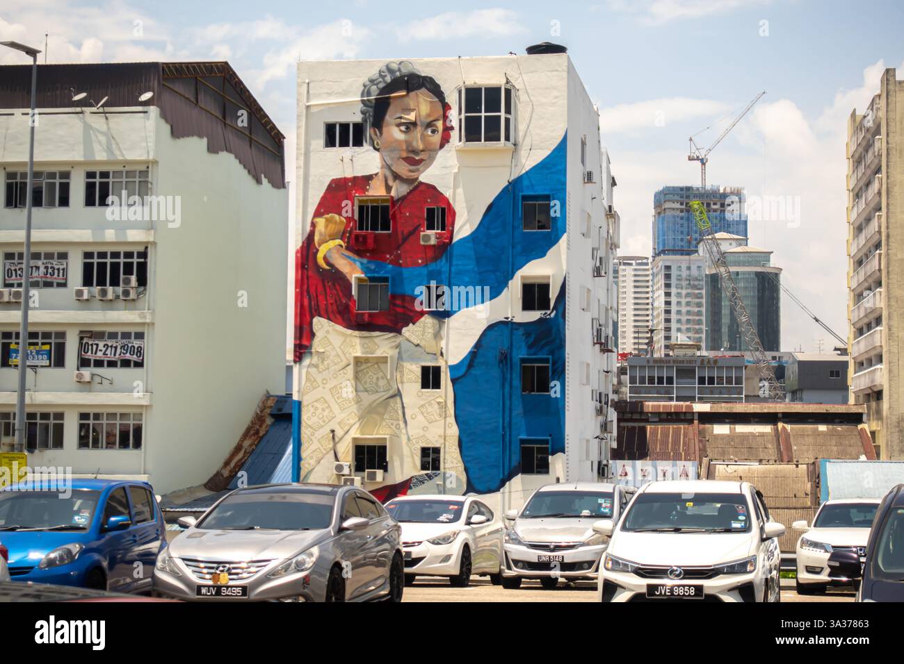 Murale a Johor Bahru raffigurante una donna malese Foto Stock