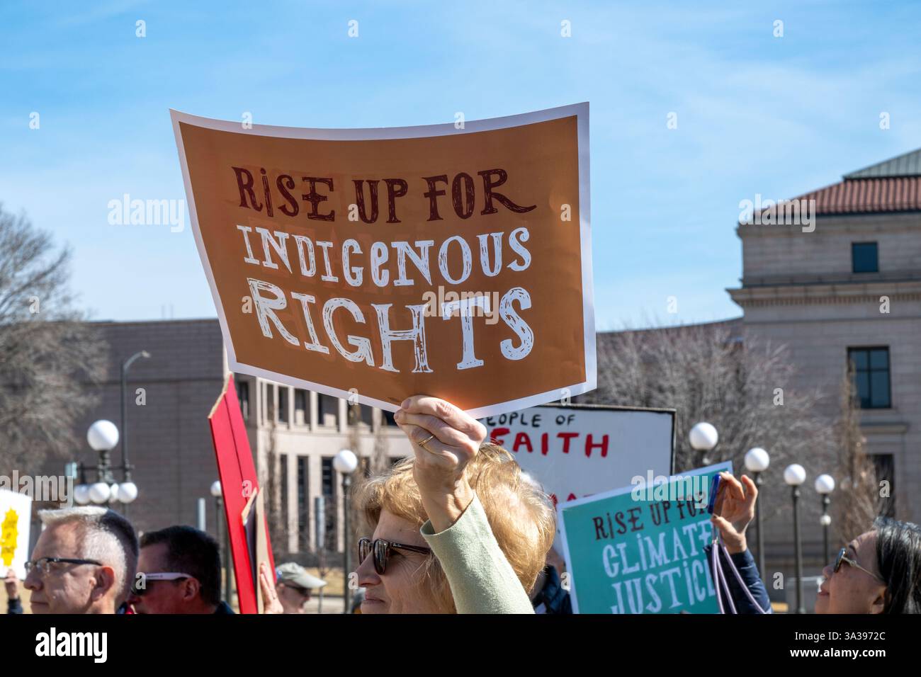 St. Paul, Minnesota. campidoglio. Il Rise and Repair Rally è una dimostrazione di forza per i movimenti di giustizia climatica e diritti indigeni a Minneso Foto Stock