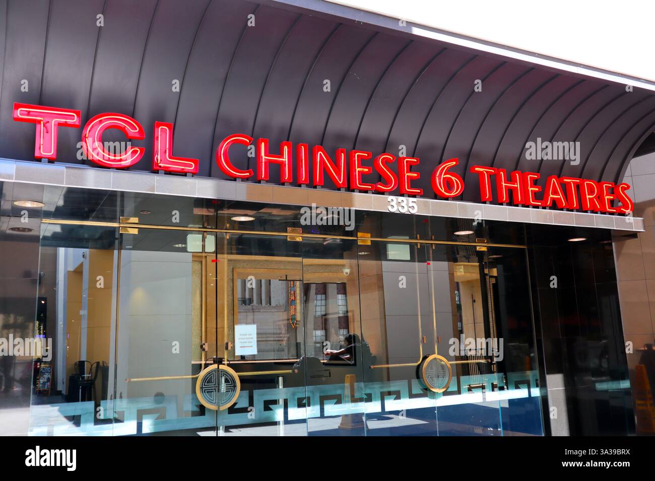 Hollywood (Los Angeles), California: Grauman's TCL Chinese Theatre presso OVATION Hollywood su Hollywood Blvd Foto Stock