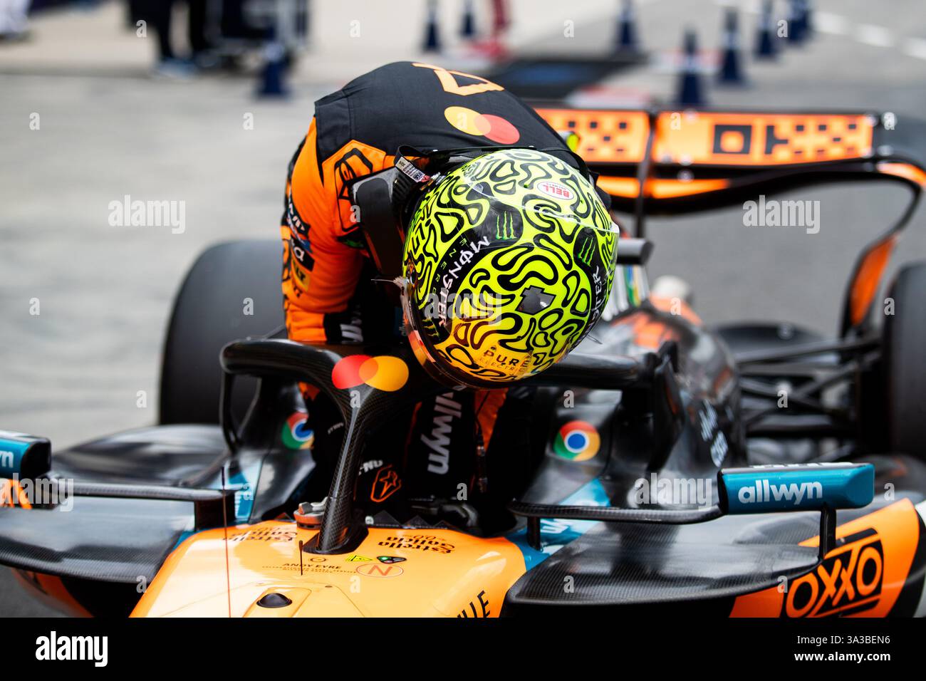 NORRIS Lando (gbr), McLaren F1 Team MCL39, ritratto durante il Gran Premio d'Australia di Formula 1 Louis Vuitton 2025, 1° round del Campionato del mondo di Formula 1 FIA 2025 dal 14 al 16 marzo 2025 sull'Albert Park Grand Prix Circuit, a Melbourne, Australia Foto Stock