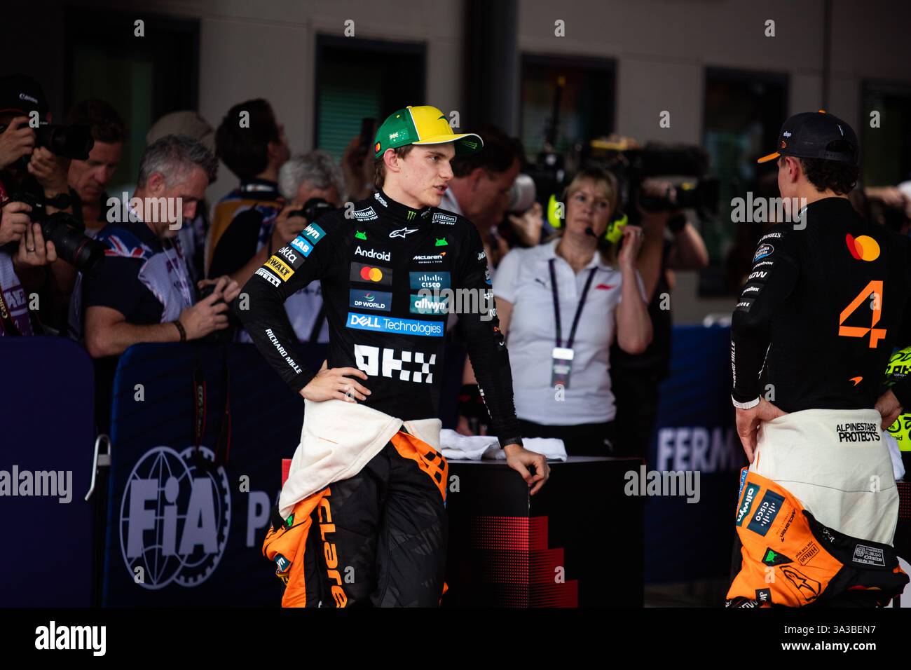 PIASTRI Oscar (aus), McLaren F1 Team MCL39, ritratto durante il Gran Premio d'Australia di Formula 1 Louis Vuitton 2025, 1° round del Campionato del mondo di Formula 1 FIA 2025 dal 14 al 16 marzo 2025 sull'Albert Park Grand Prix Circuit, a Melbourne, Australia Foto Stock