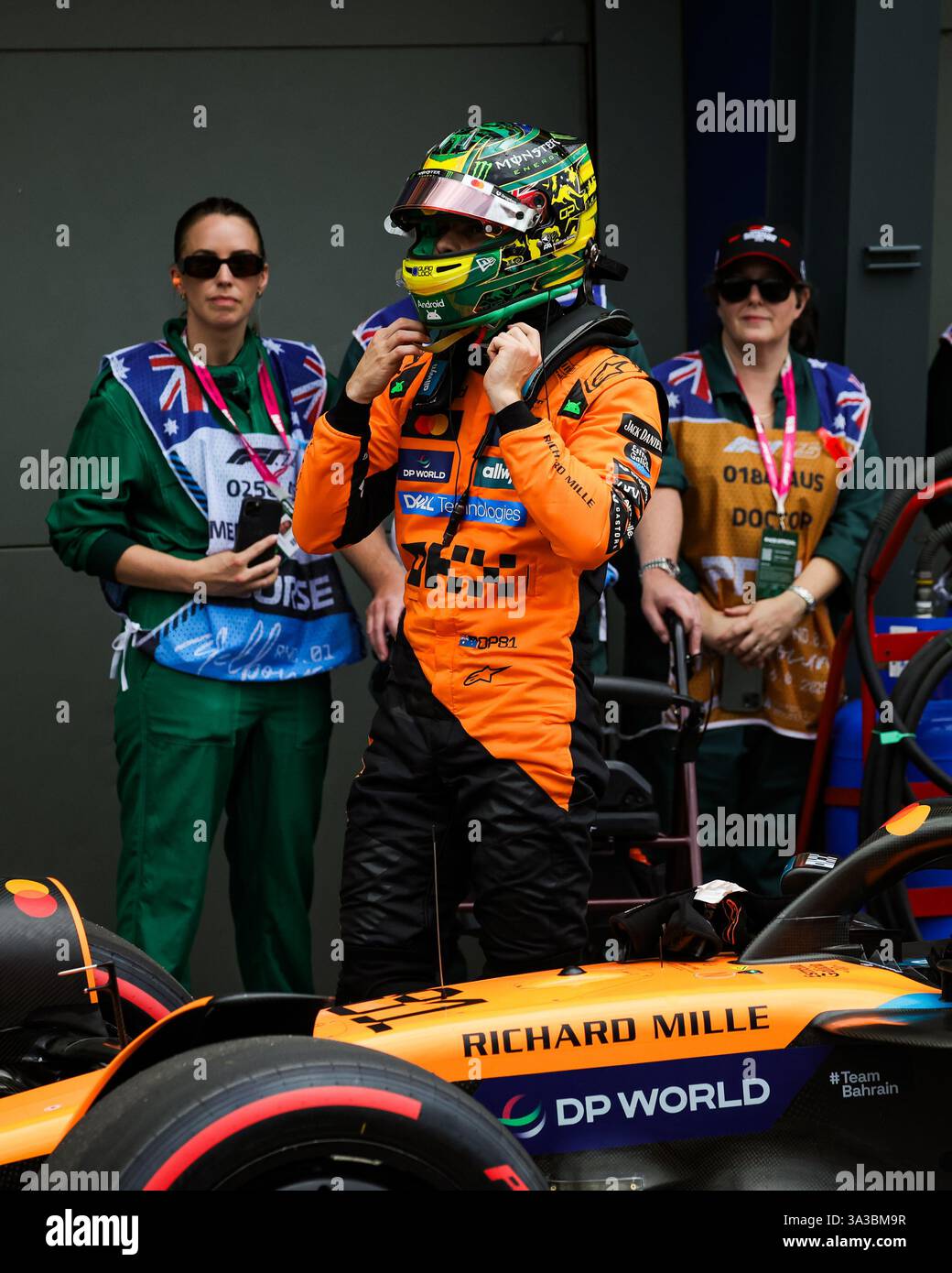 PIASTRI Oscar (aus), McLaren F1 Team MCL39, ritratto durante il Gran Premio d'Australia di Formula 1 Louis Vuitton 2025, 1° round del Campionato del mondo di Formula 1 FIA 2025 dal 14 al 16 marzo 2025 sull'Albert Park Grand Prix Circuit, a Melbourne, Australia Foto Stock