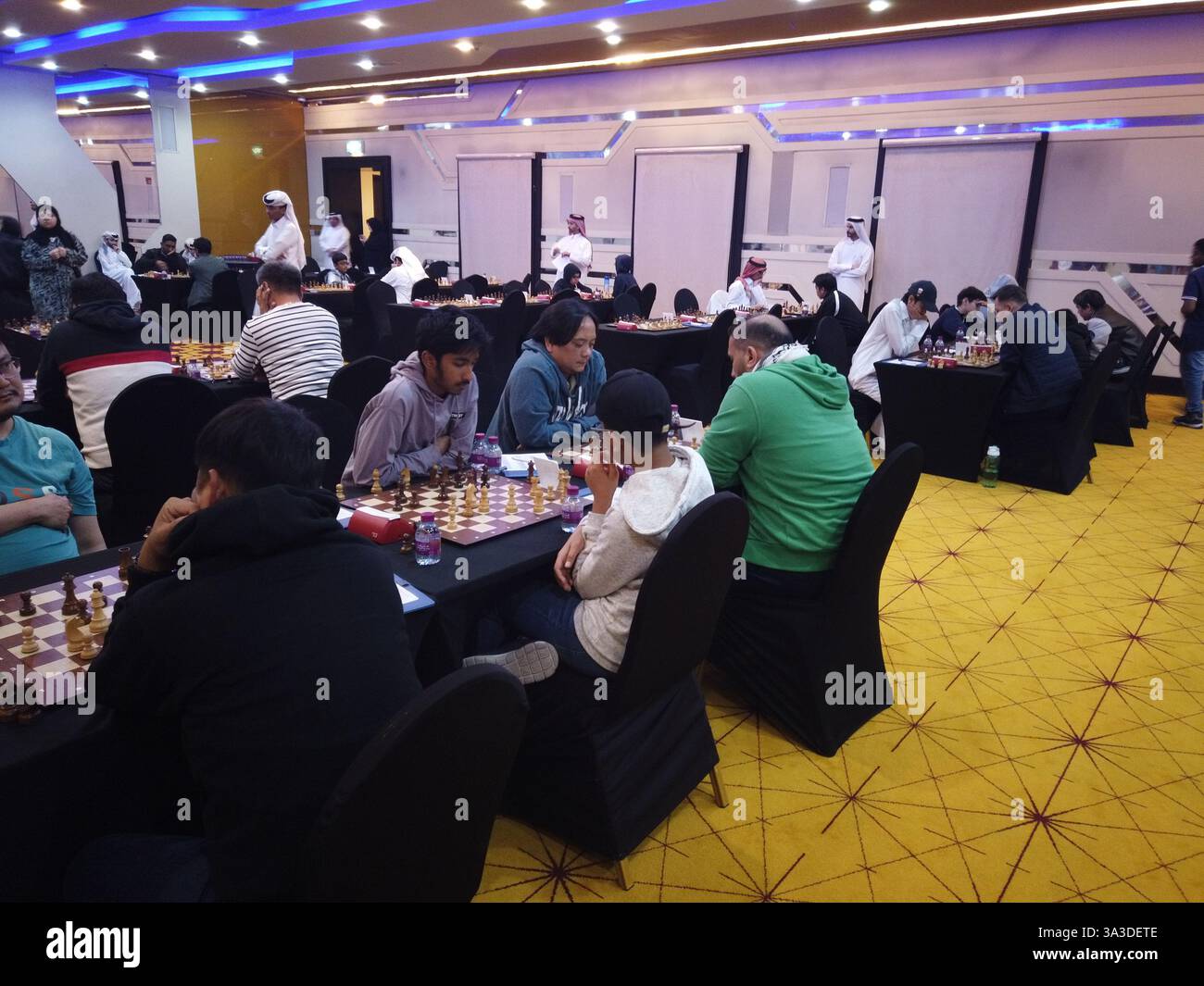 Azione del Katara International Ramadan Open Classic Chess Championship a Doha in Qatar Foto Stock