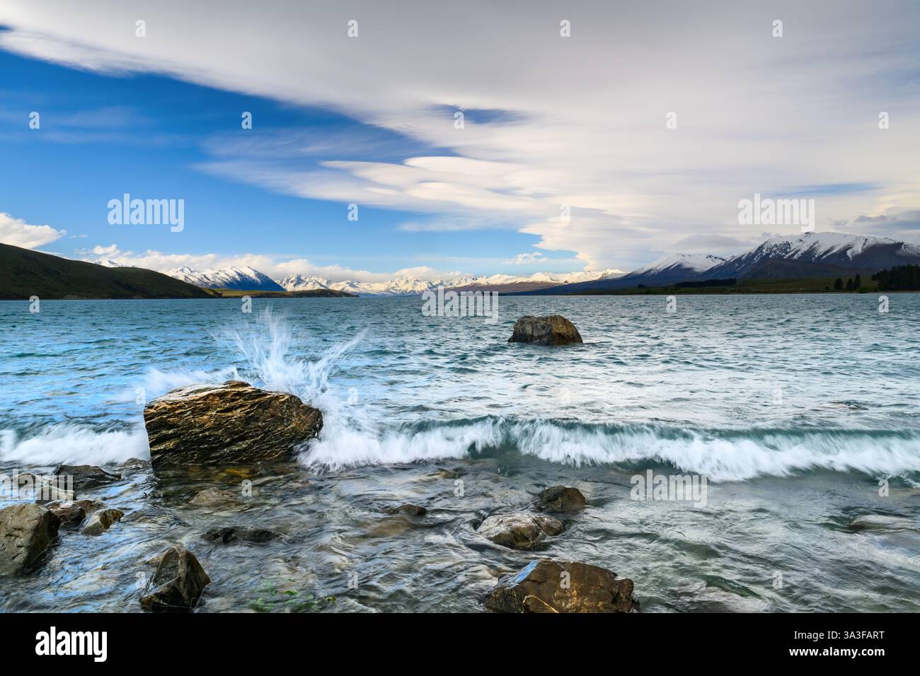 Lago Tekapo sull'Isola del Sud della Nuova Zelanda Foto Stock