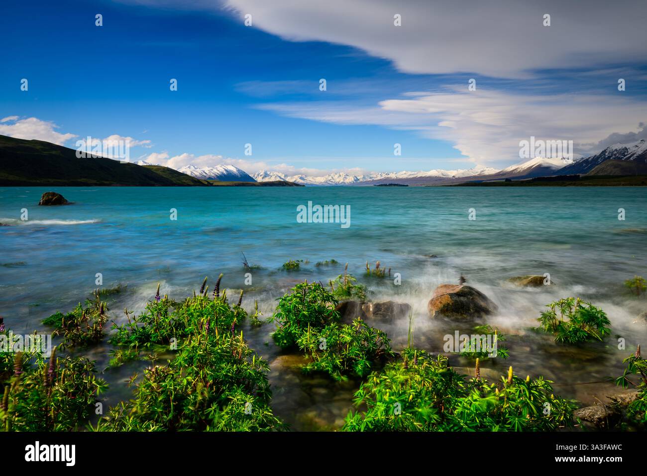 Lago Tekapo sull'Isola del Sud della Nuova Zelanda Foto Stock