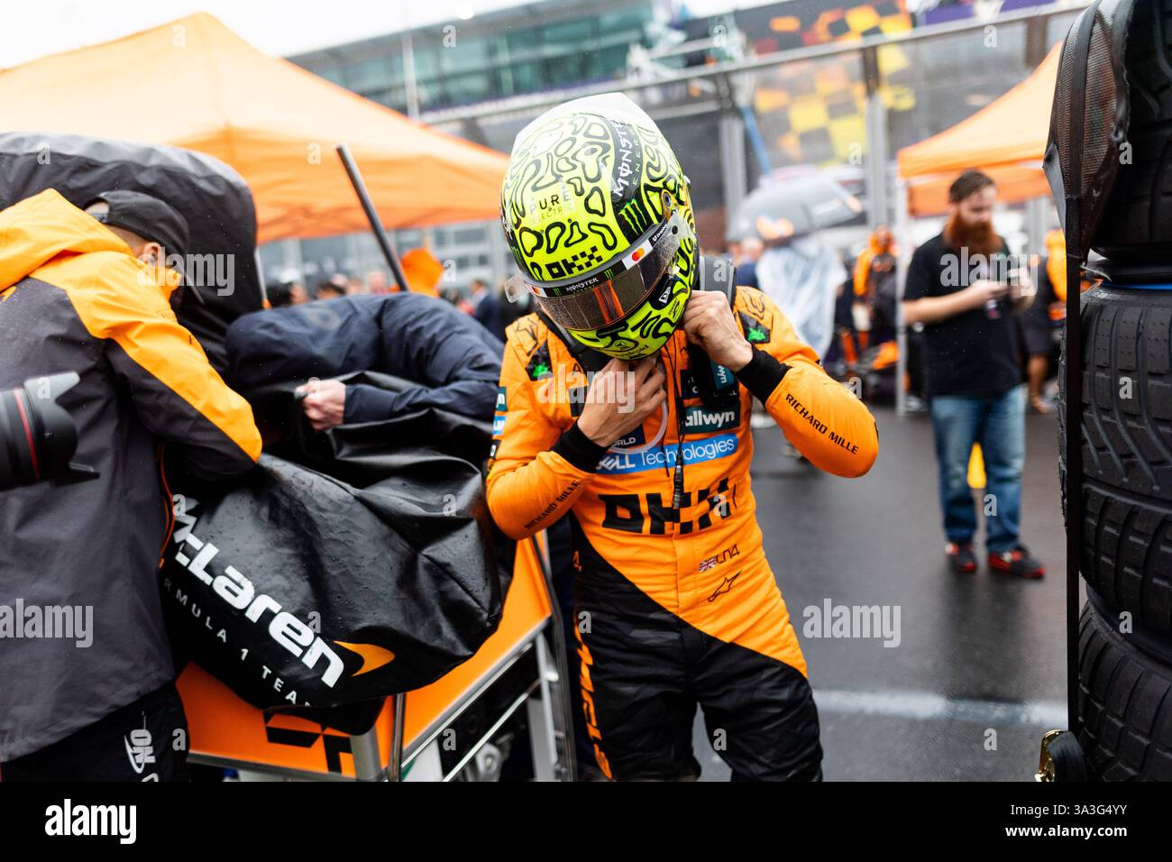 NORRIS Lando (gbr), McLaren F1 Team MCL39, ritratto durante il Gran Premio d'Australia di Formula 1 Louis Vuitton 2025, 1° round del Campionato del mondo di Formula 1 FIA 2025 dal 14 al 16 marzo 2025 sull'Albert Park Grand Prix Circuit, a Melbourne, Australia Foto Stock