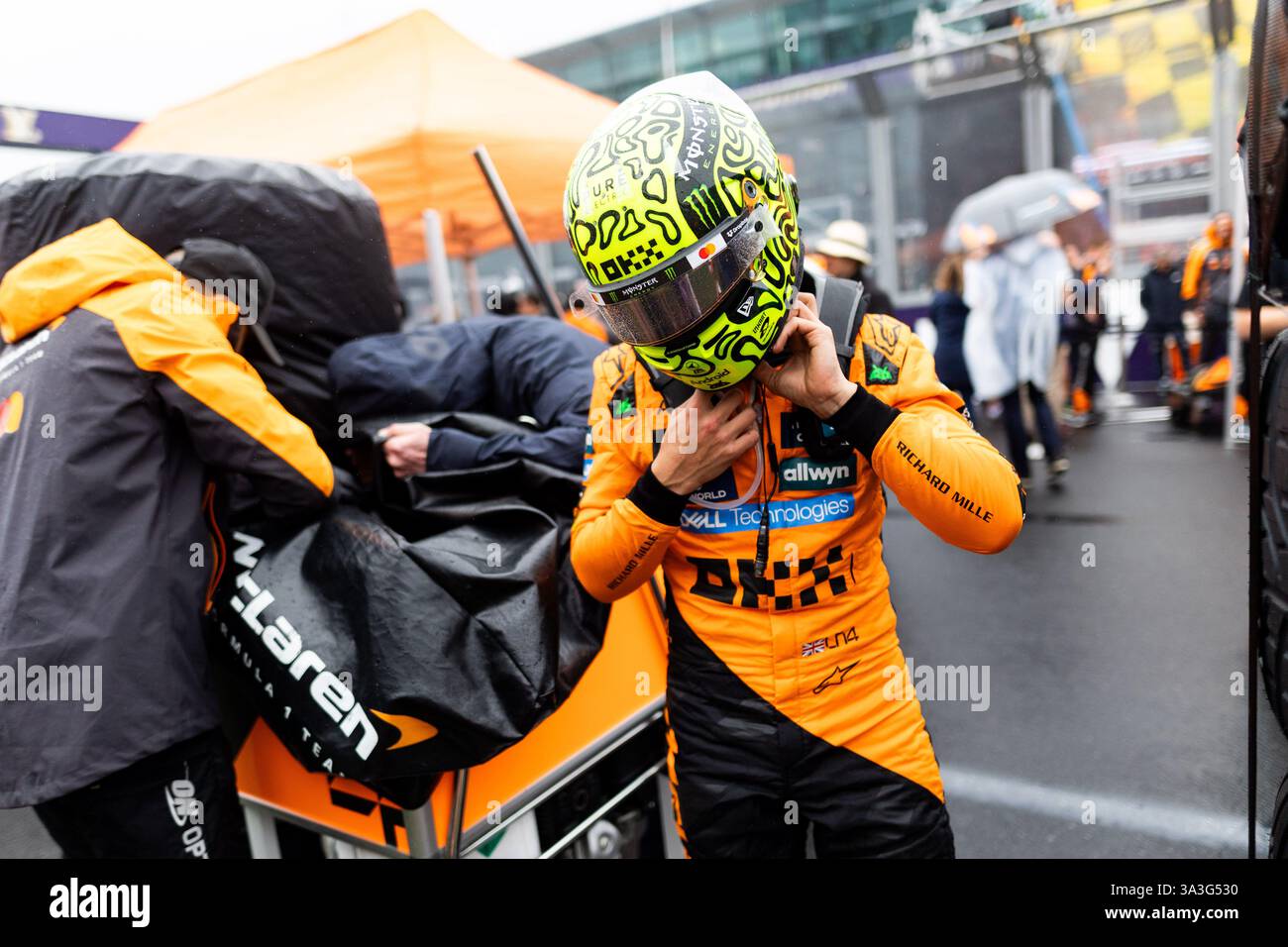 NORRIS Lando (gbr), McLaren F1 Team MCL39, ritratto durante il Gran Premio d'Australia di Formula 1 Louis Vuitton 2025, 1° round del Campionato del mondo di Formula 1 FIA 2025 dal 14 al 16 marzo 2025 sull'Albert Park Grand Prix Circuit, a Melbourne, Australia Foto Stock