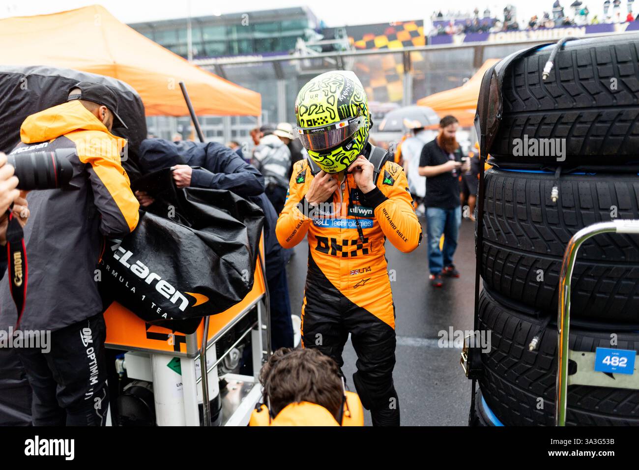 NORRIS Lando (gbr), McLaren F1 Team MCL39, ritratto durante il Gran Premio d'Australia di Formula 1 Louis Vuitton 2025, 1° round del Campionato del mondo di Formula 1 FIA 2025 dal 14 al 16 marzo 2025 sull'Albert Park Grand Prix Circuit, a Melbourne, Australia Foto Stock