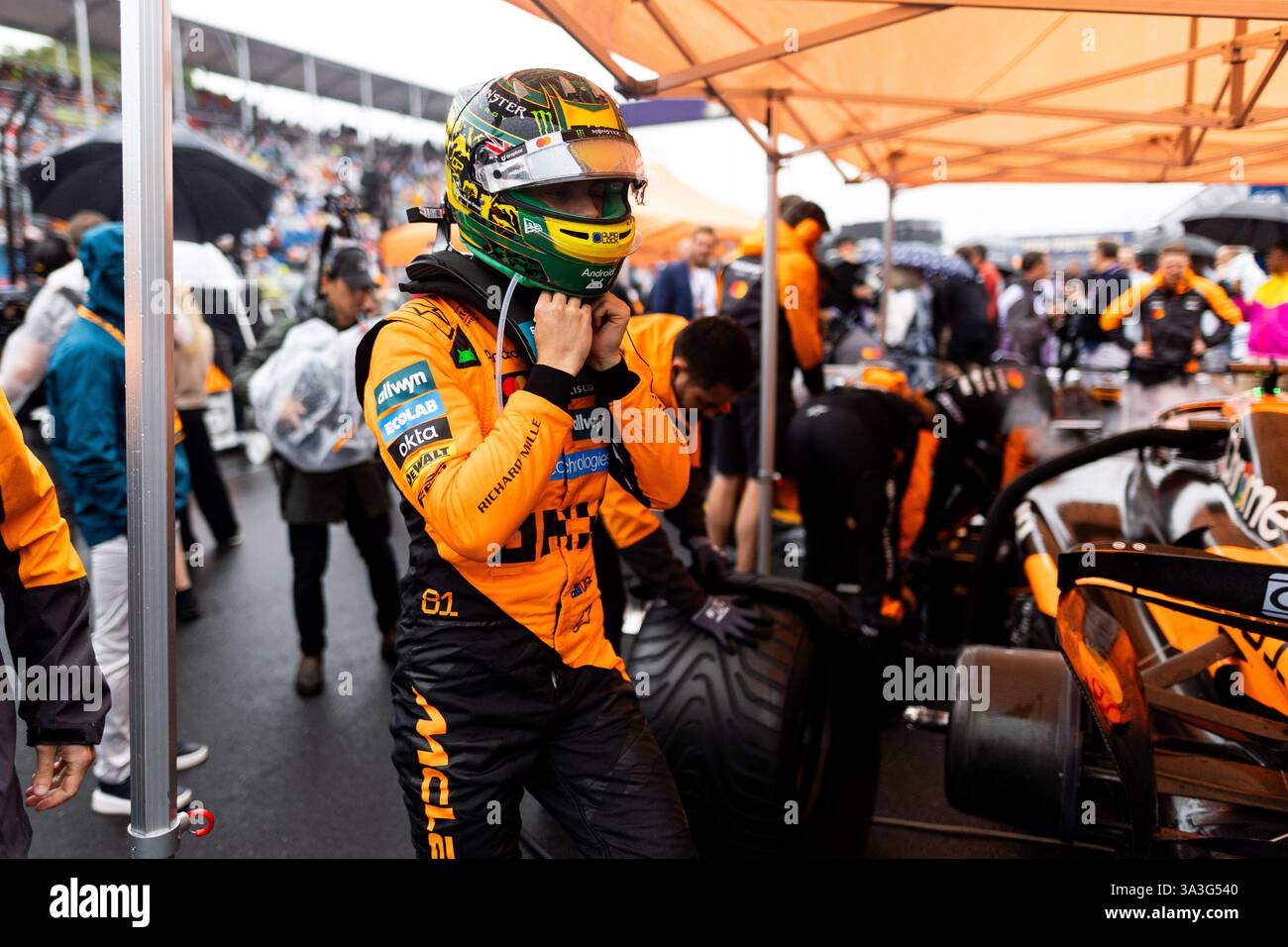 PIASTRI Oscar (aus), McLaren F1 Team MCL39, ritratto durante il Gran Premio d'Australia di Formula 1 Louis Vuitton 2025, 1° round del Campionato del mondo di Formula 1 FIA 2025 dal 14 al 16 marzo 2025 sull'Albert Park Grand Prix Circuit, a Melbourne, Australia Foto Stock