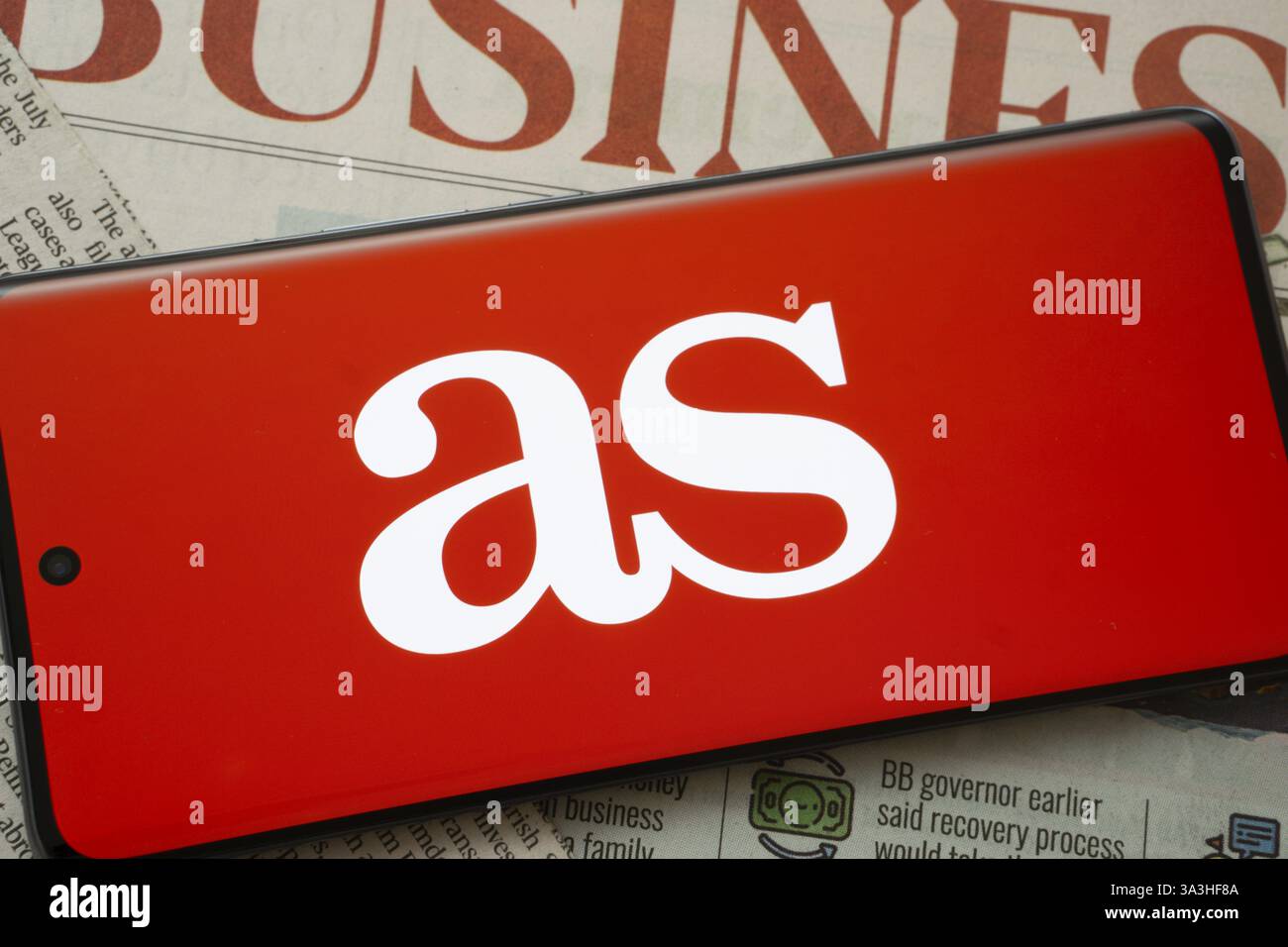 Il logo del giornale spagnolo COSÌ COME viene visualizzato sullo schermo di uno smartphone Foto Stock