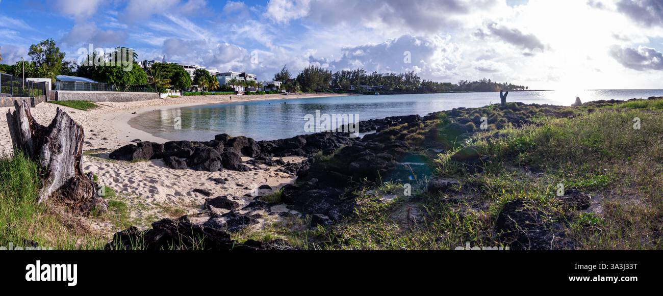 Bellissima spiaggia sull'isola di Mauritius Foto Stock