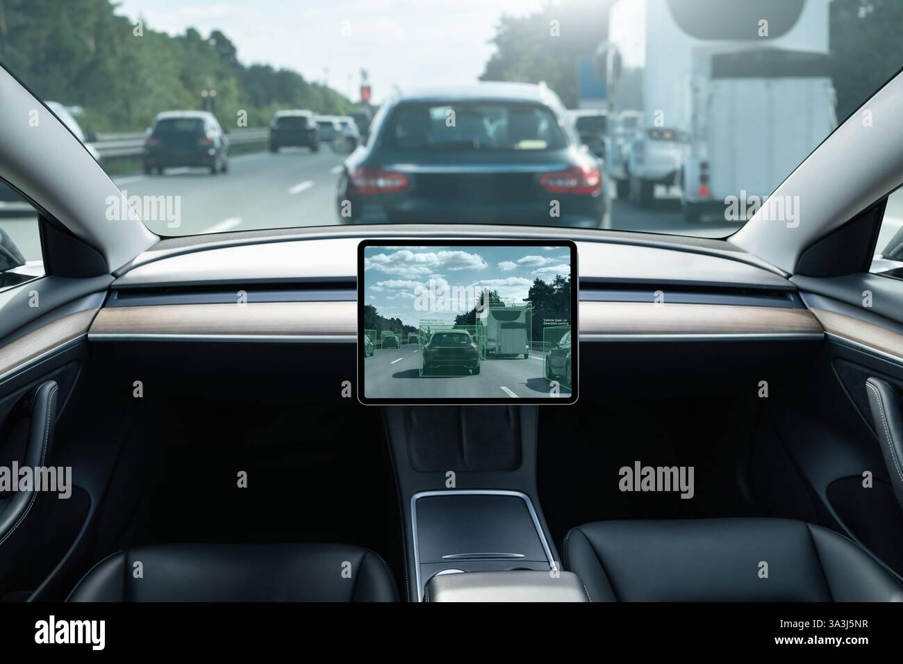 Auto auto di guida su strada. Veicolo autonomo. Vista interna. Foto Stock