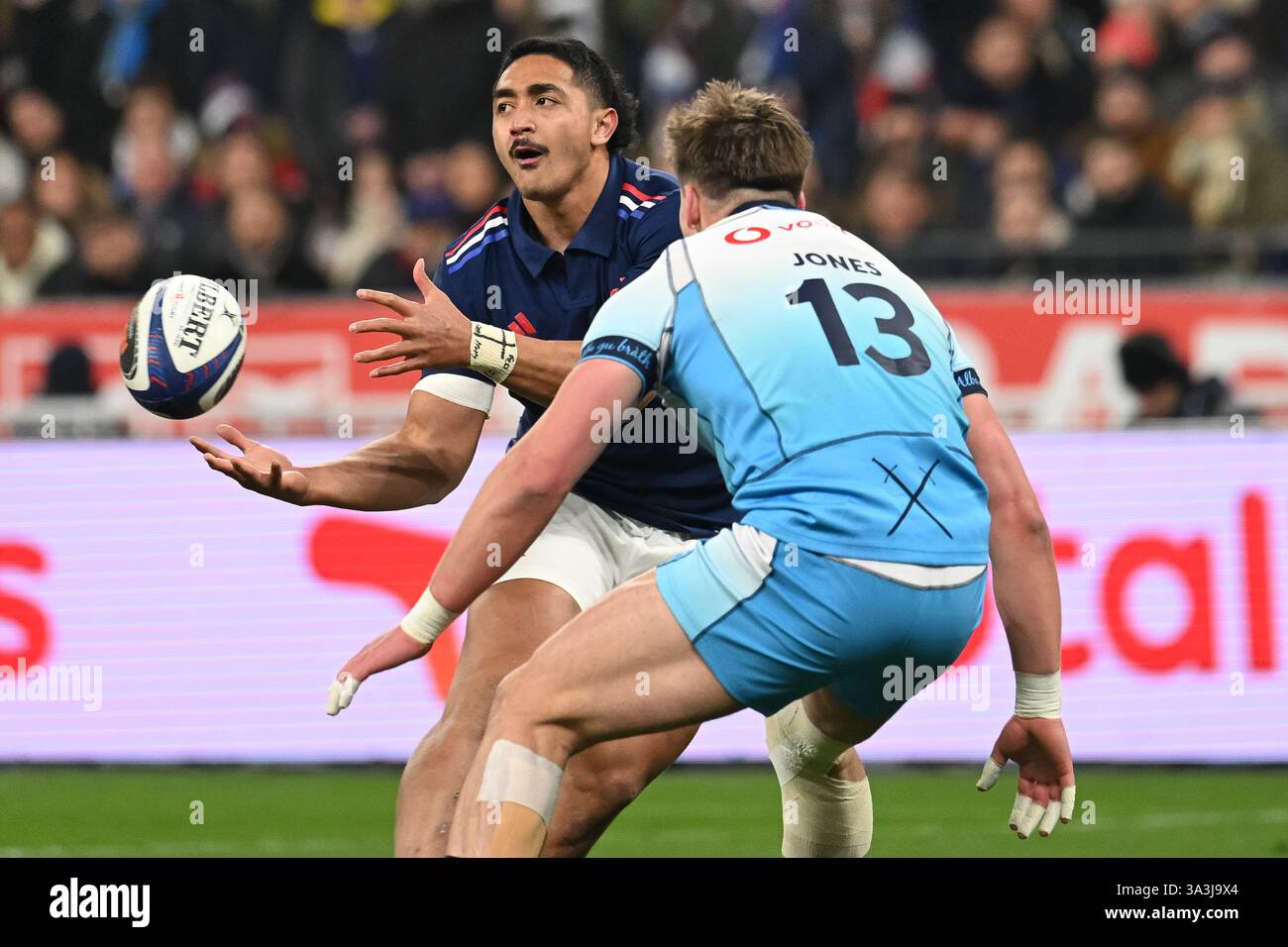 Vittoria dei giocatori del XV francese alla fine della partita tra il XV francese e la Scozia, allo Stade de France, il 14 marzo 2025. - 15/03/2025 - Francia / Senna-Saint-Denis / Saint-Denis - Julien Mattia / le Pictorium Foto Stock