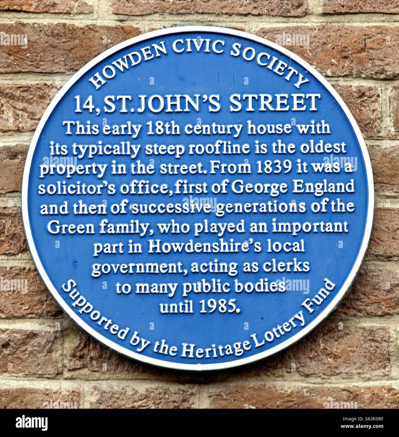 Targa blu al 14 St John's Street, Howden, East Riding of Yorkshire, Yorkshire, Inghilterra, Regno Unito Foto Stock