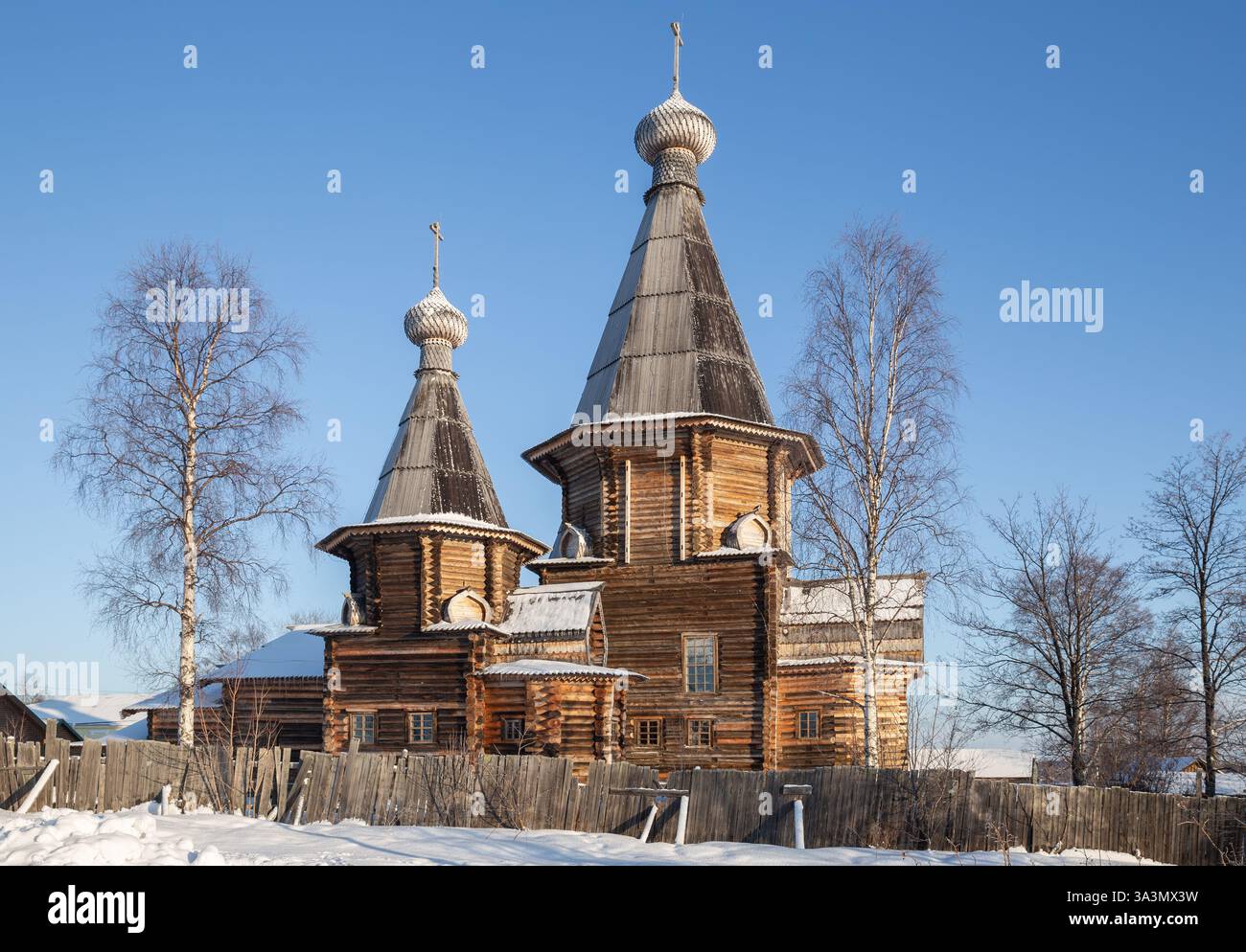 Cattedrale della Dormizione della Beata Vergine Maria nella città di Kem, Repubblica di Carelia Foto Stock