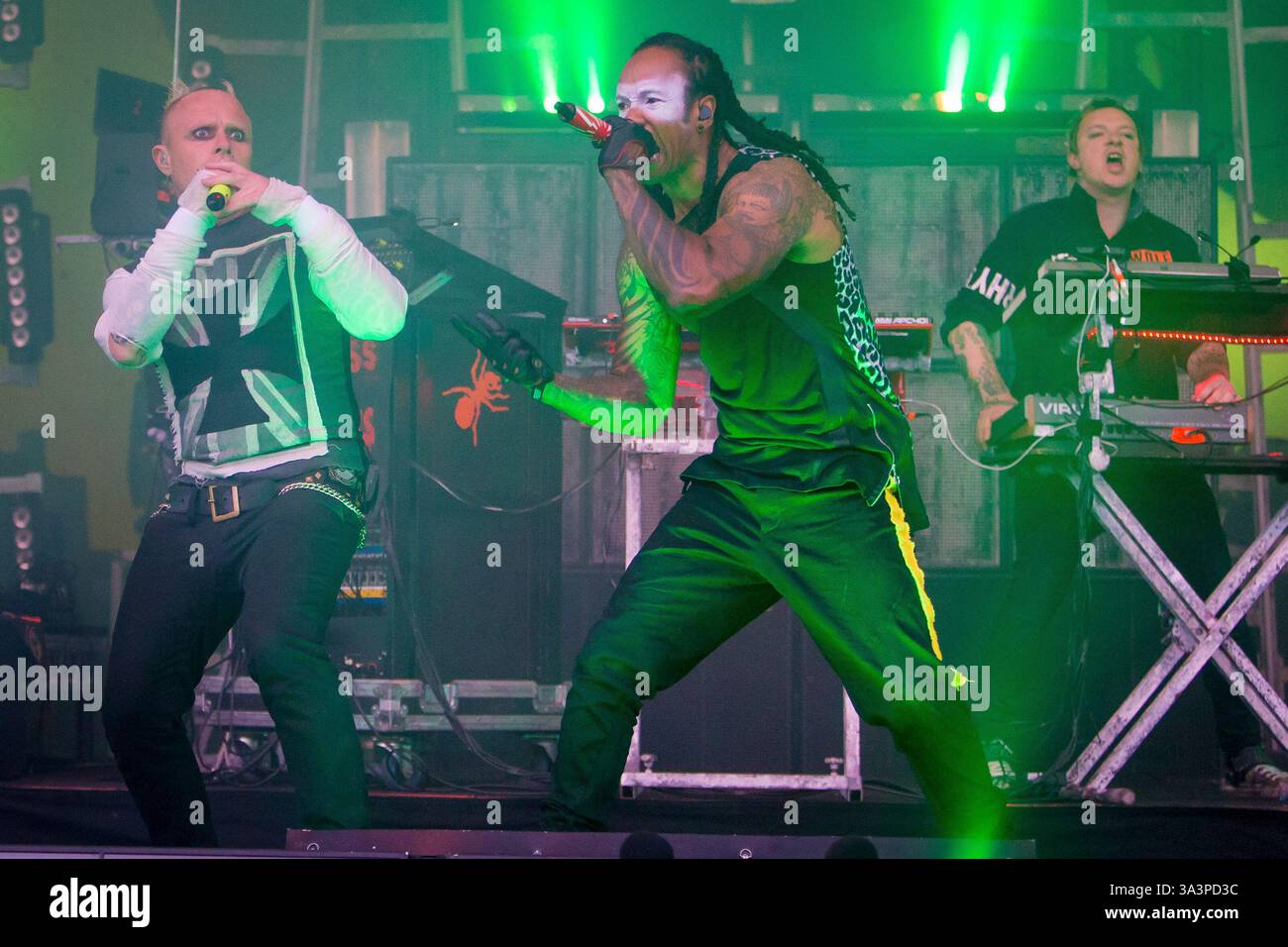 Headliner, il Prodigy chiude il Main Stage l'ultimo giorno al T in the Park nella sua nuova sede del Castello di Strathallen Foto Stock