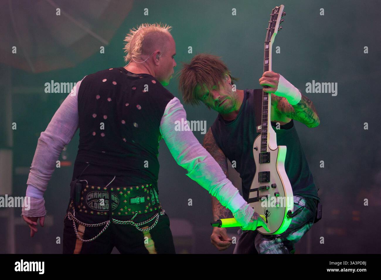 Headliner, il Prodigy chiude il Main Stage l'ultimo giorno al T in the Park nella sua nuova sede del Castello di Strathallen Foto Stock