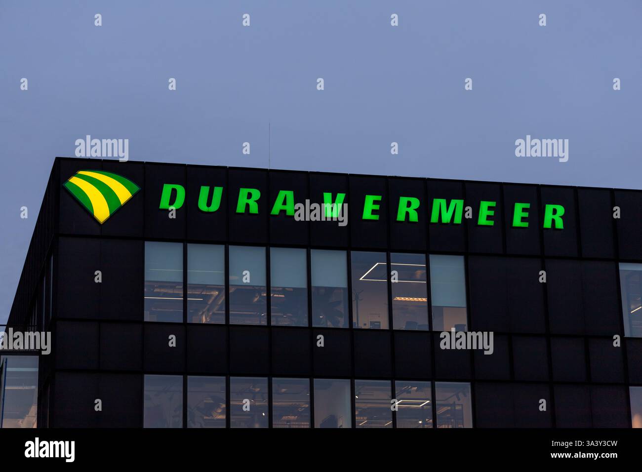 Dura Vermeer, firma logo dura Vermeer, è impegnata nello sviluppo, ingegneria, costruzione, manutenzione e ristrutturazione. Foto Stock