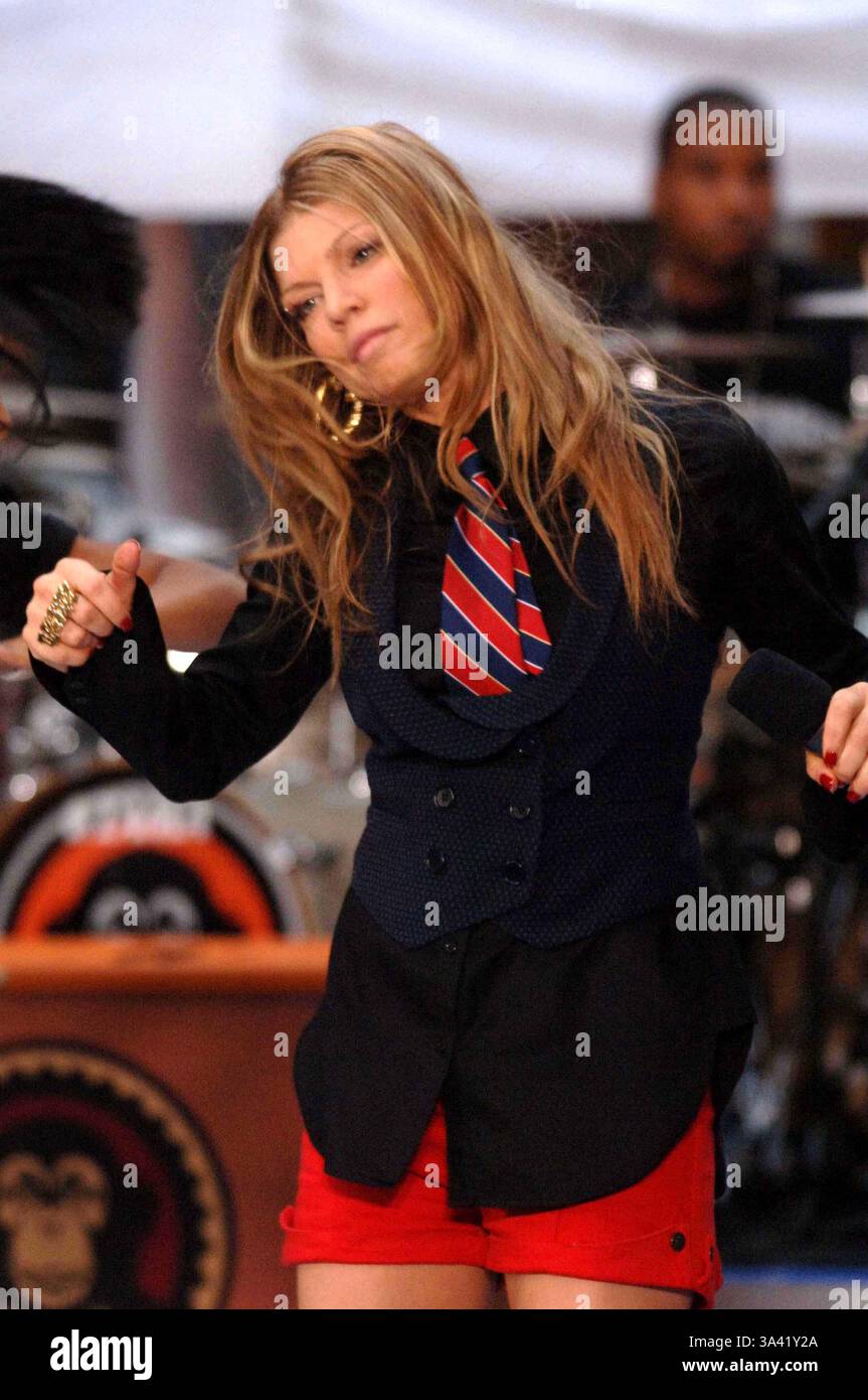 Sett. 15, 2006 - NBC È OGGI TOYOTA ESTATE Serie di concerto si è tenuto presso la NBC STUDIOS DI ROCKEFELLER CENTER , NEW YORK CITY.09-15-2006. ANDREA RENAULT- 2006.FERGIE.Stacy Ferguson.Black Eyed Peas.K49865AR(Immagine di credito: © Globo foto/ZUMAPRESS.com) Foto Stock