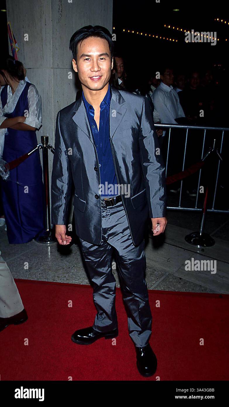 1 GENNAIO 2011 - K10001FB.SEVEN YEARS IN TIBET PREMIERE IN LA.B.D. WONG. FITZROY BARRETT/ 1997 (immagine di credito: © Globe Photos/ZUMAPRESS.com) Foto Stock