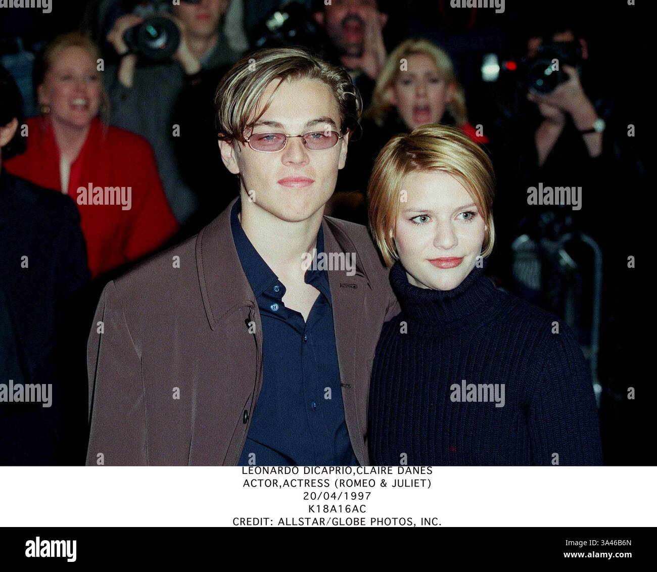 20 aprile 1997 - Scarborough, North Yorkshire, Inghilterra - LEONARDO DICAPRIO, CLAIRE DANES. ATTORE,ATTRICE (ROMEO e GIULIETTA).20/04/1997.K18A16AC.CREDITI: ALLSTAR/(credito immagine: © Globe Photos/ZUMAPRESS.com) Foto Stock